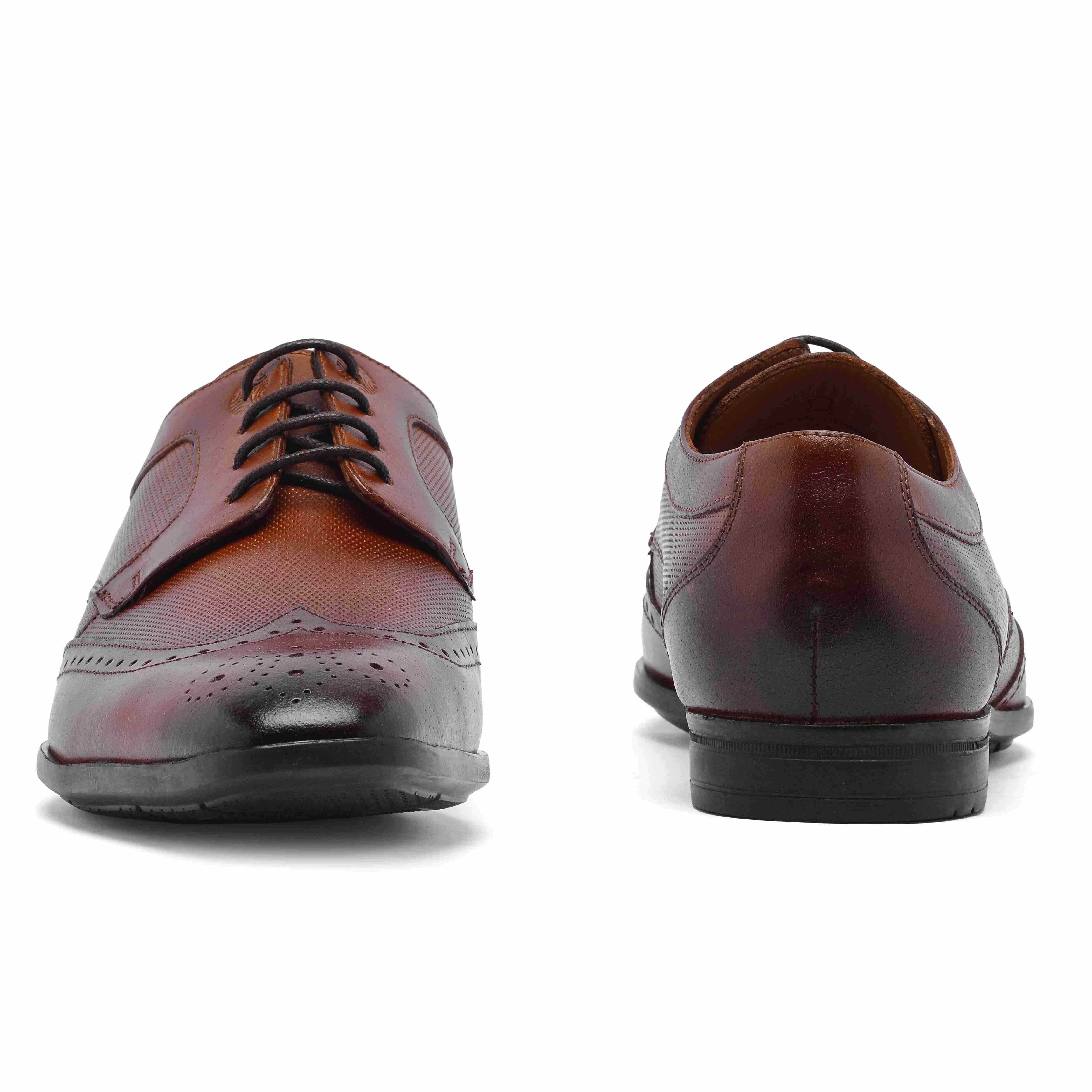 The Cameroon Ruosh Men Tan Wingtip Brogue Lace-Up