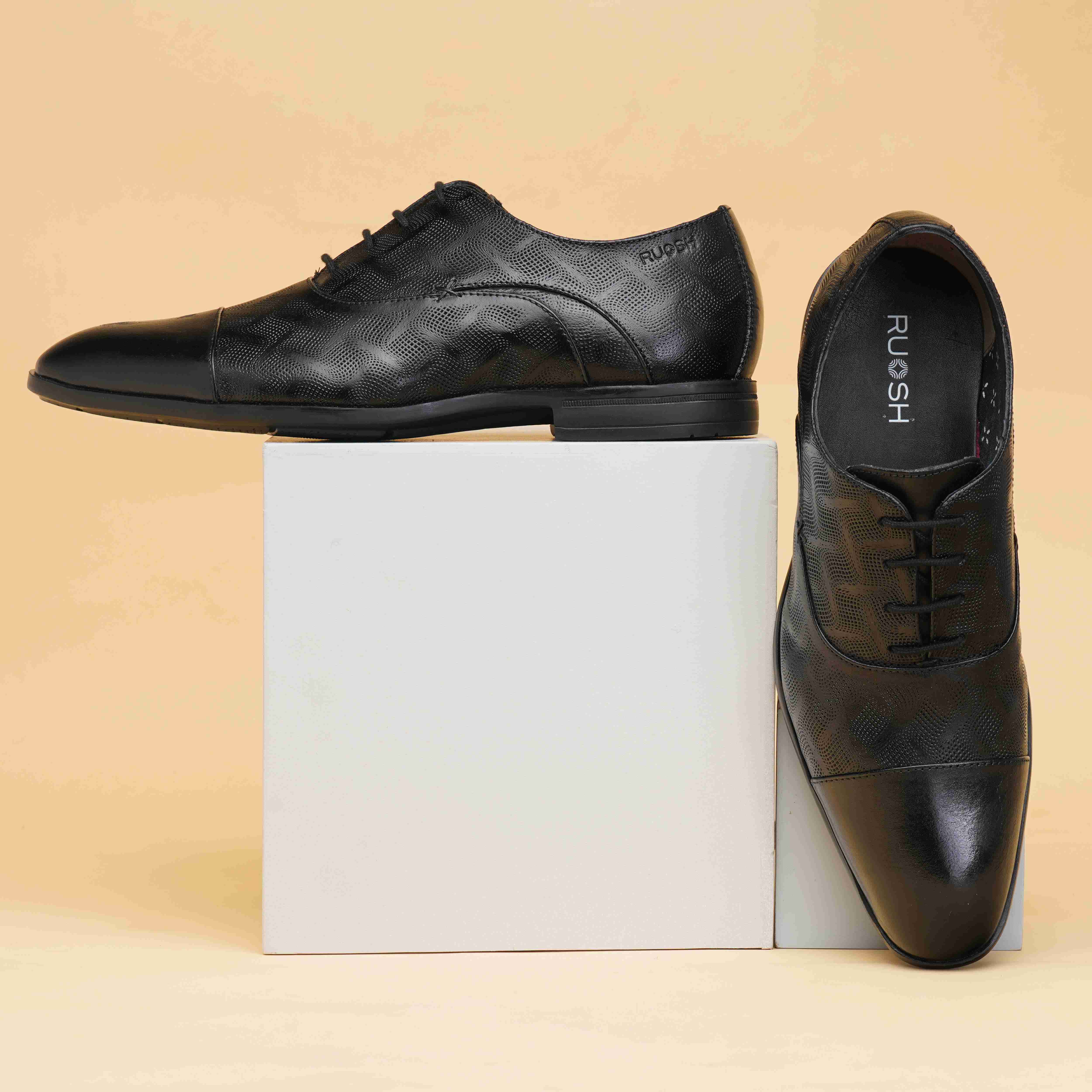The Cameroon Ruosh Men Black Formal Oxford