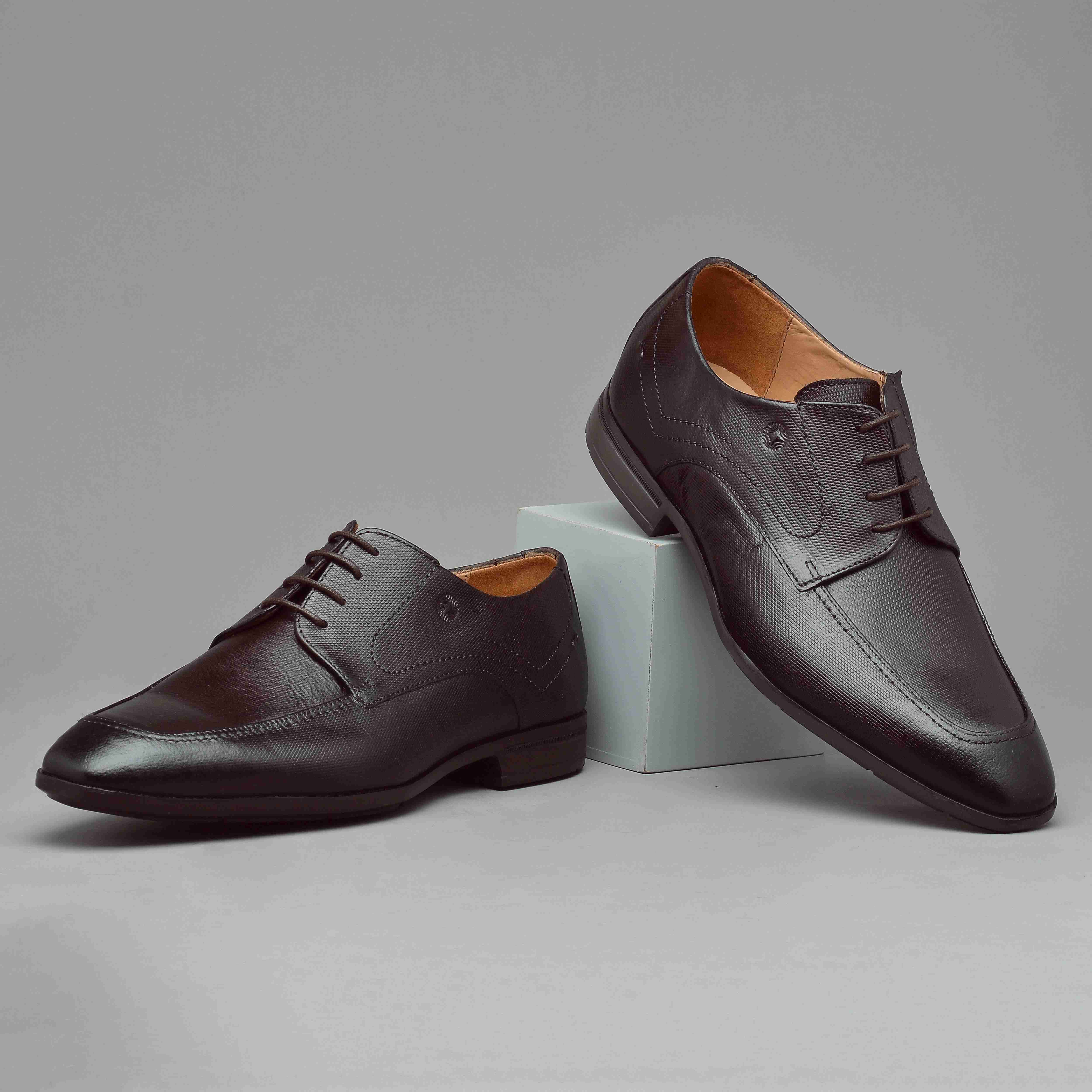 The Manchester Ruosh Men Brown Formal Lace-Up