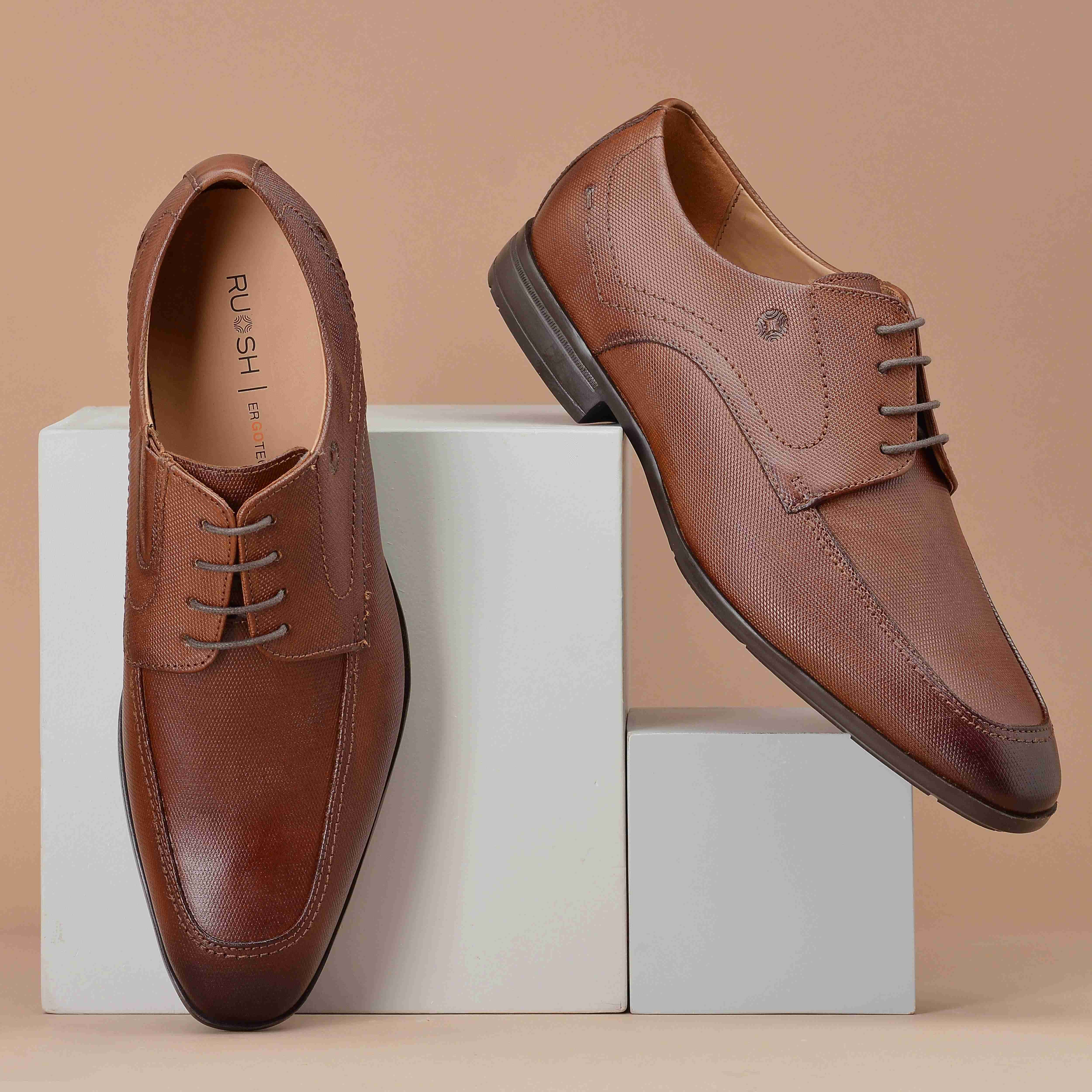 The Manchester Ruosh Men Tan Formal Lace-Up