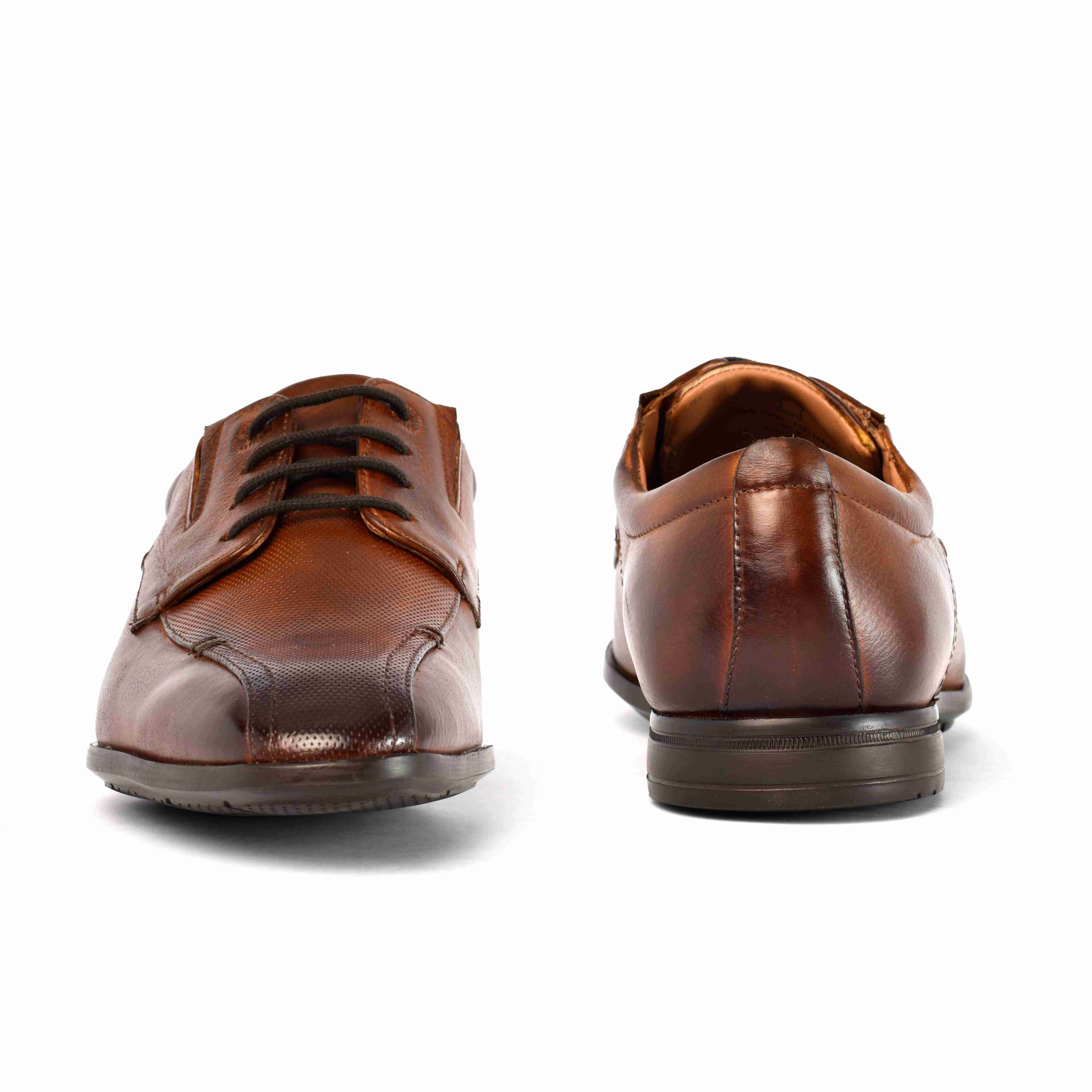 The Cameroon Ruosh Men Tan Bicycle-Cut Lace-Up