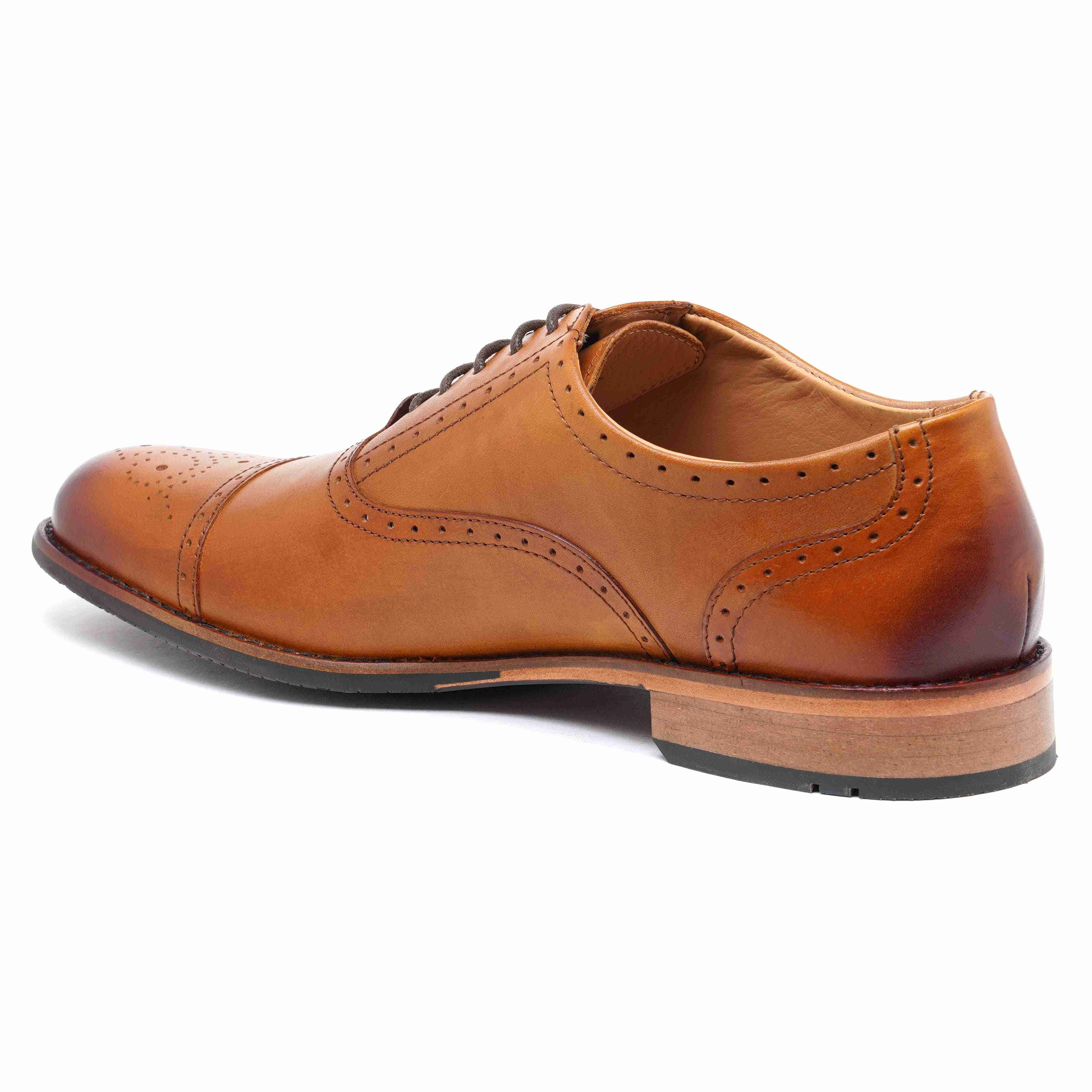 The Brogue Ruosh Men Tan Classic Oxford Brogue