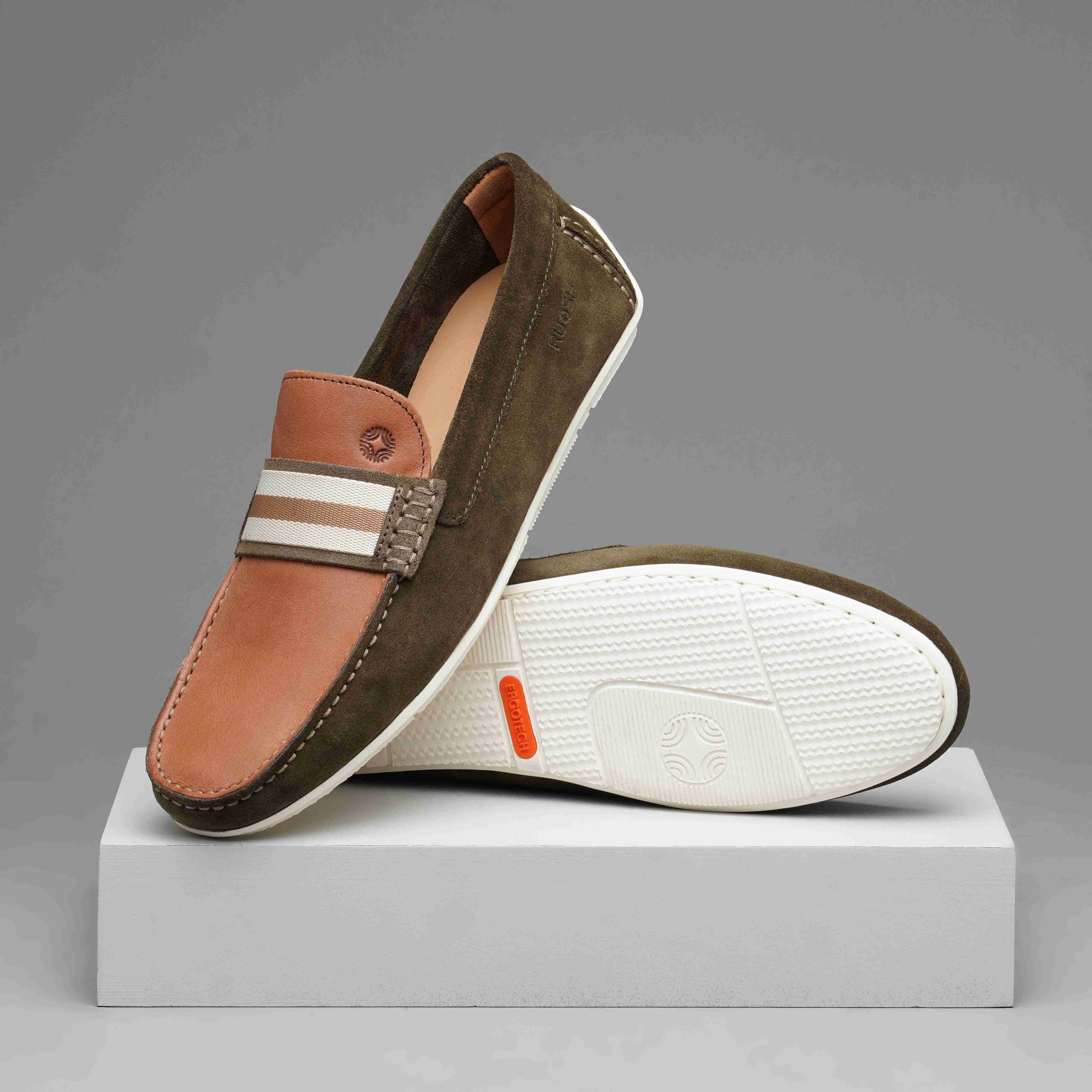 The Macau Ruosh Men Multi Color Casual Driver