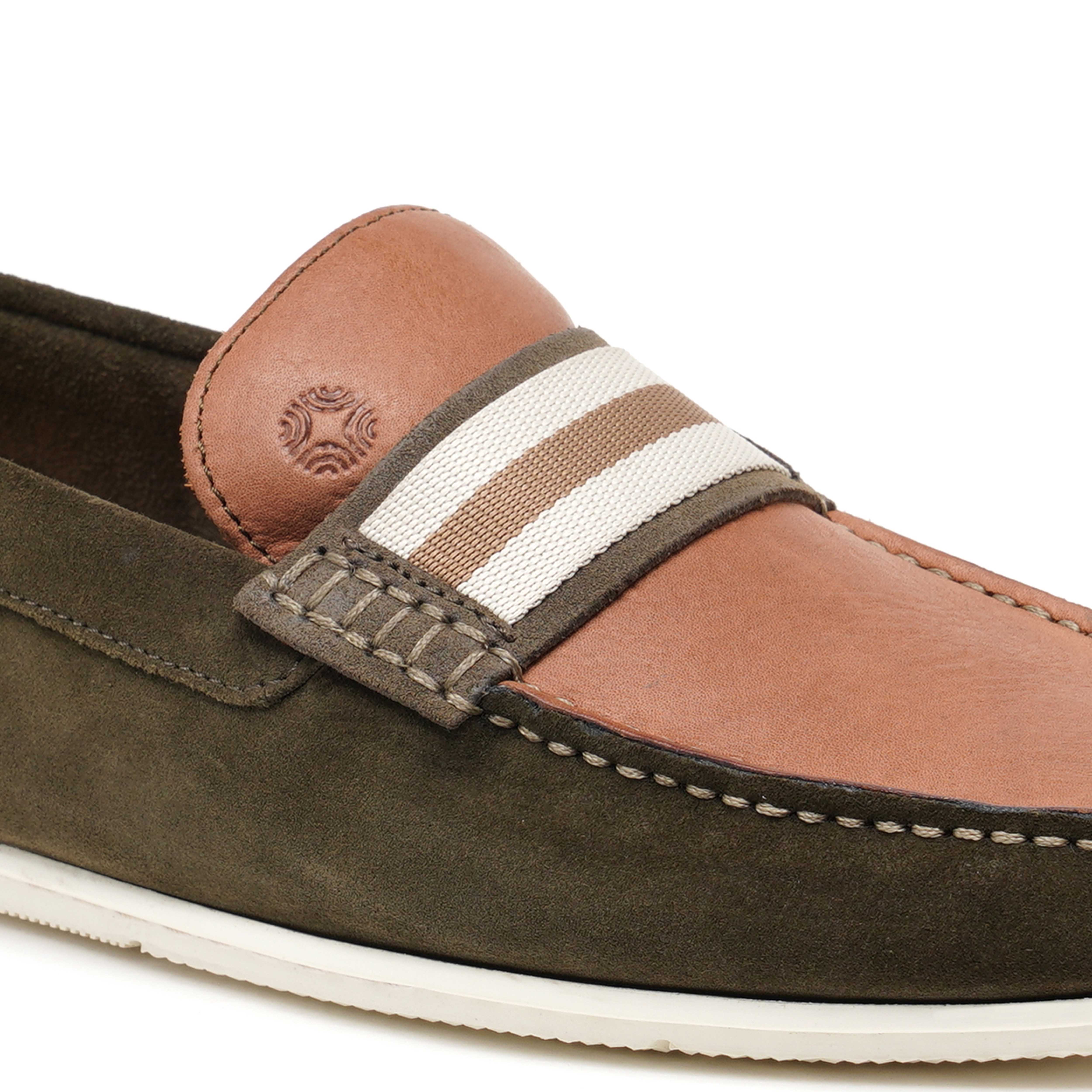 The Macau Ruosh Men Multi Color Casual Driver