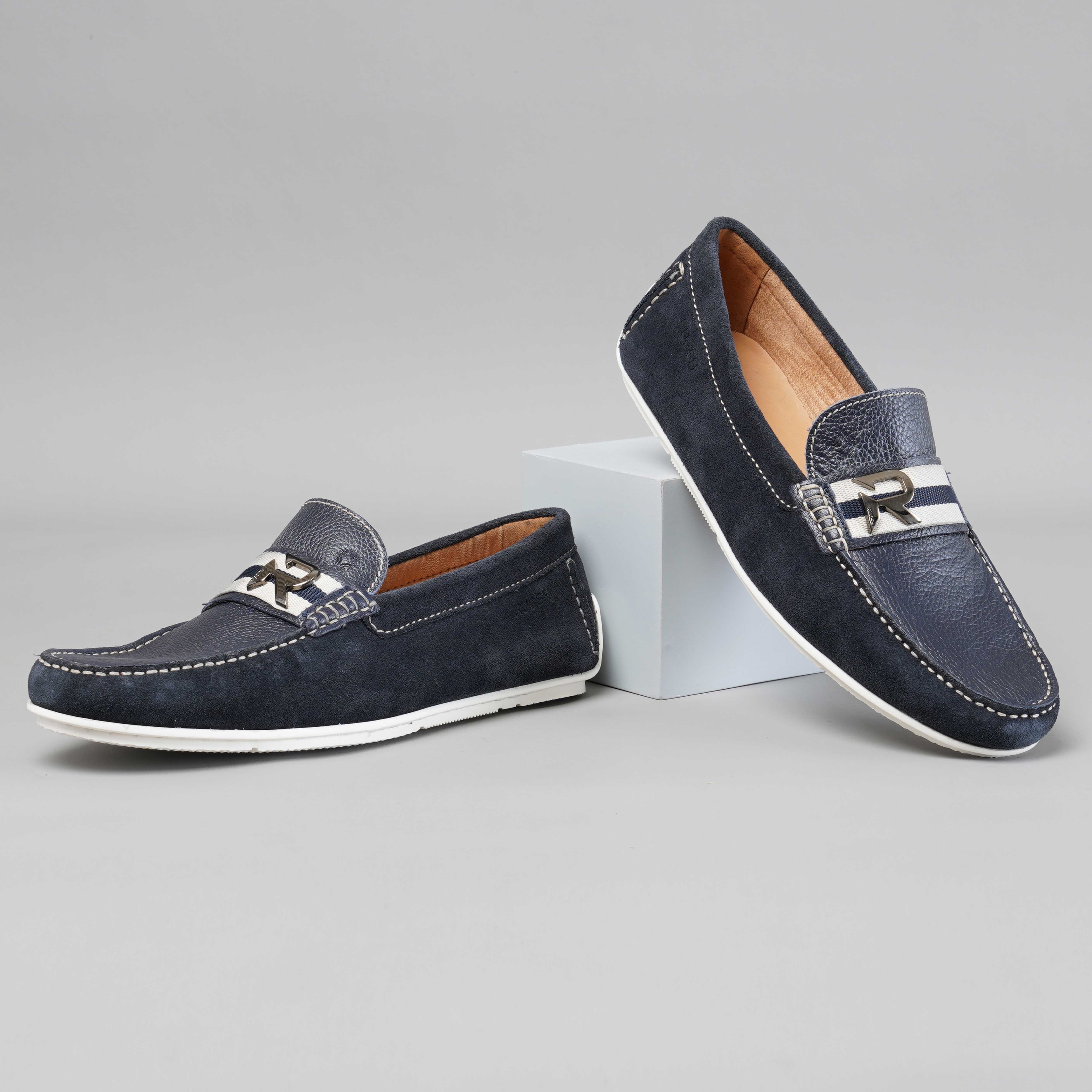 The Macau Ruosh Men Blue Casual Driver