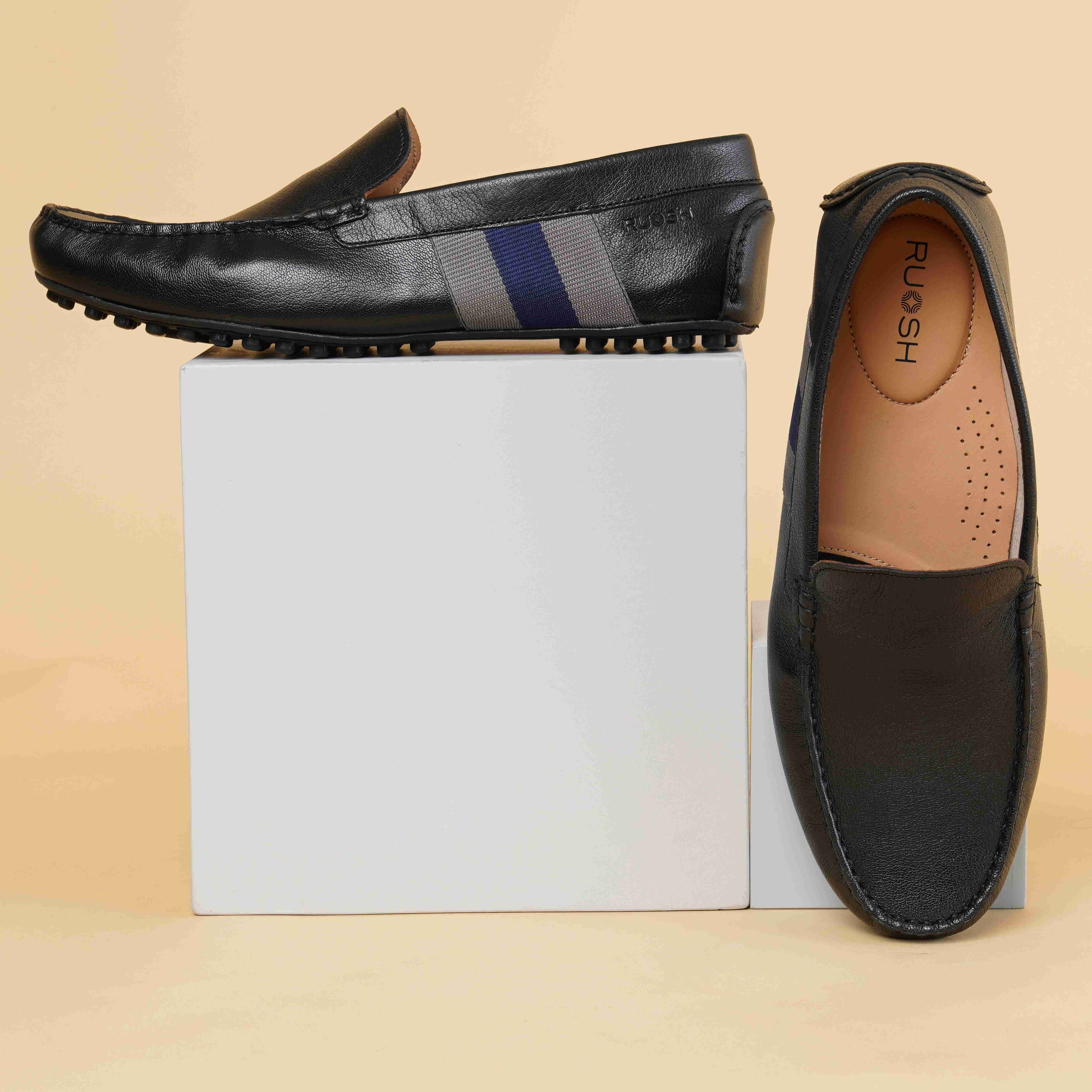 The Oman Ruosh Men Black Soft Leather Casual Loafer