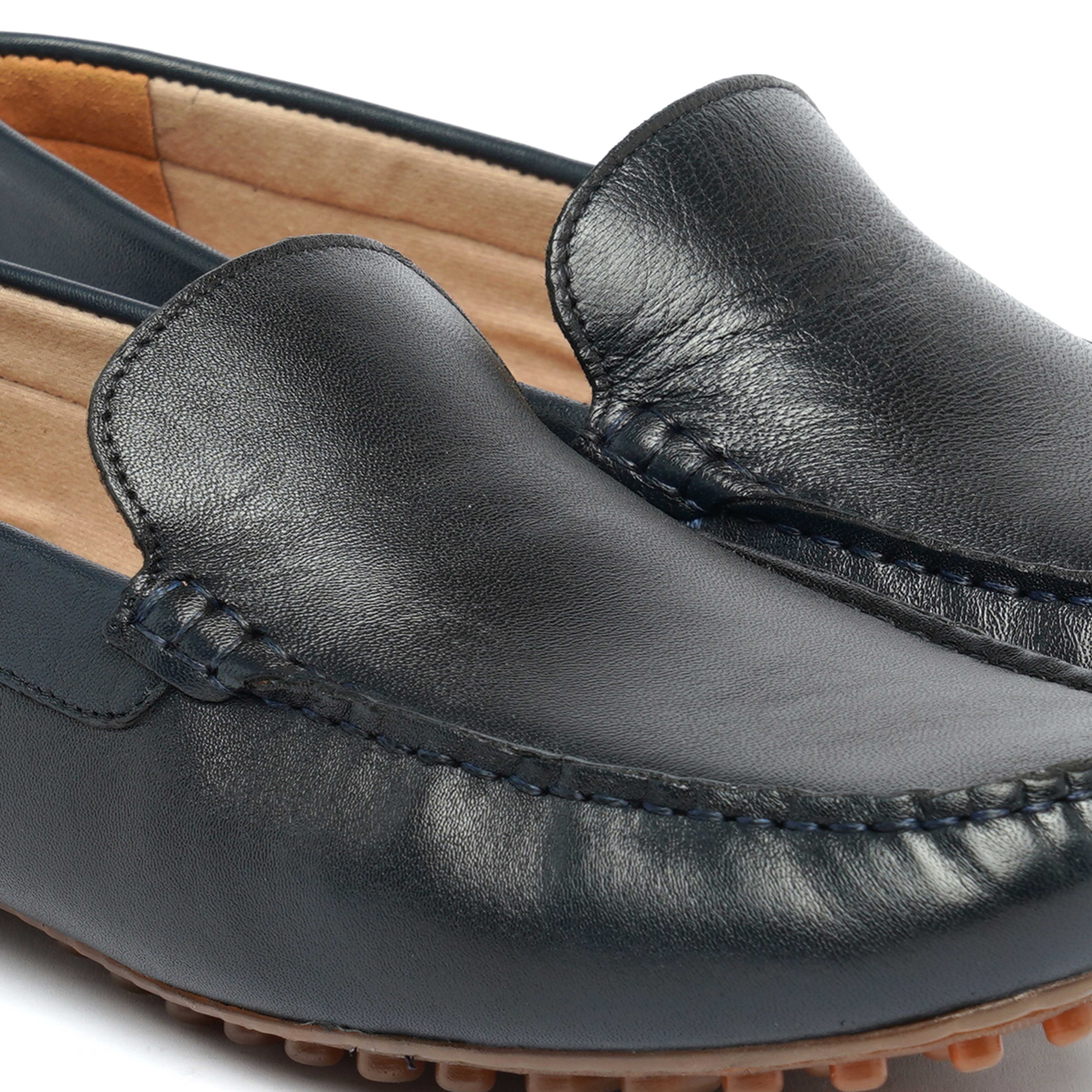 The Oman Ruosh Men Navy Soft Leather Casual Loafer