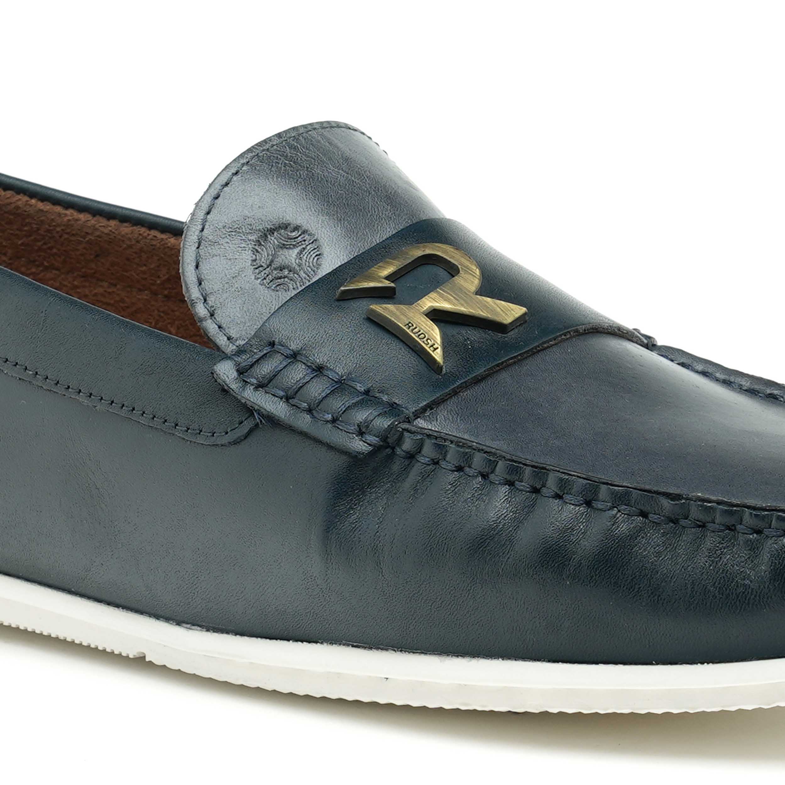 The Macau Ruosh Men Navy Casual Driver