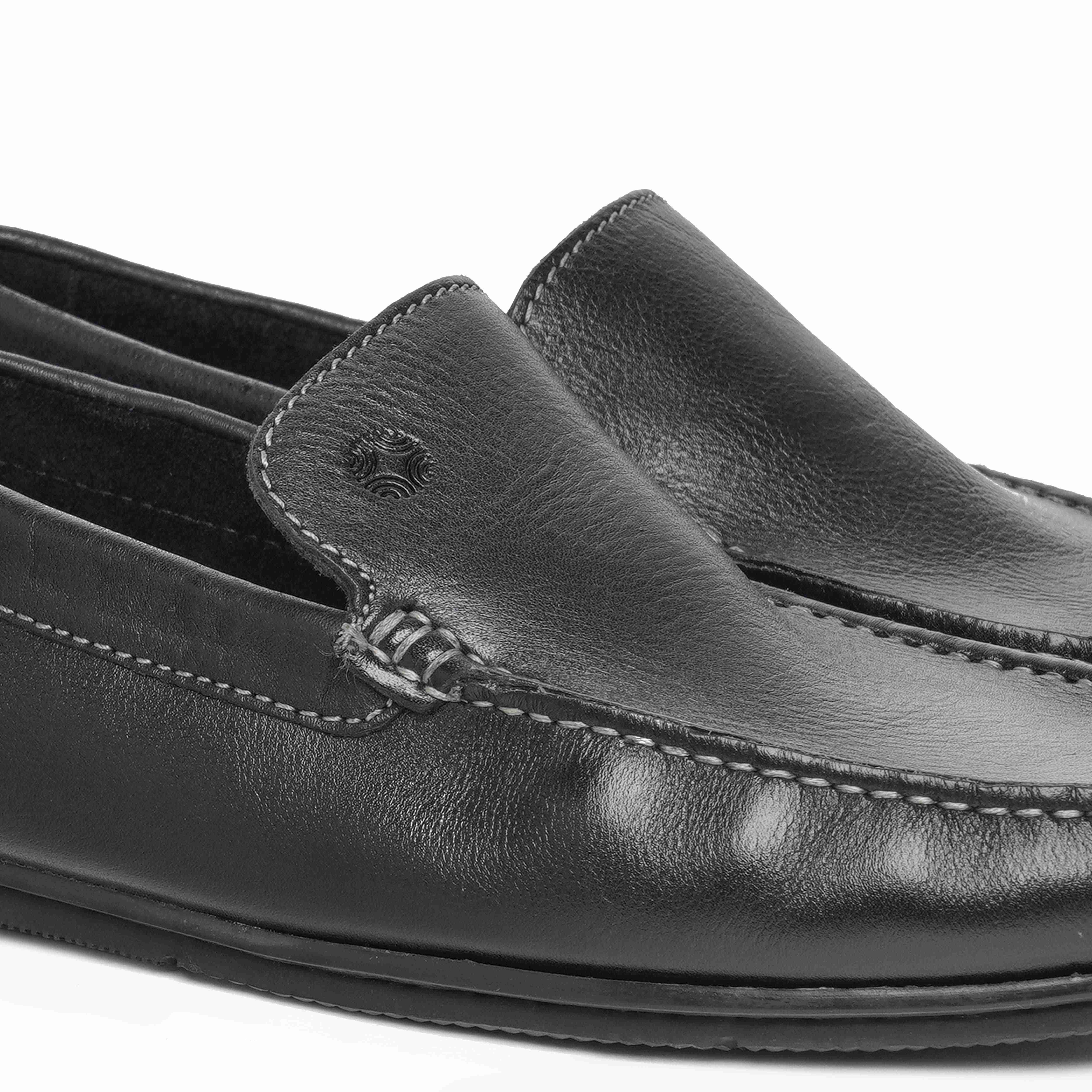 Ruosh Mens Black Macau Casual Slip Ons