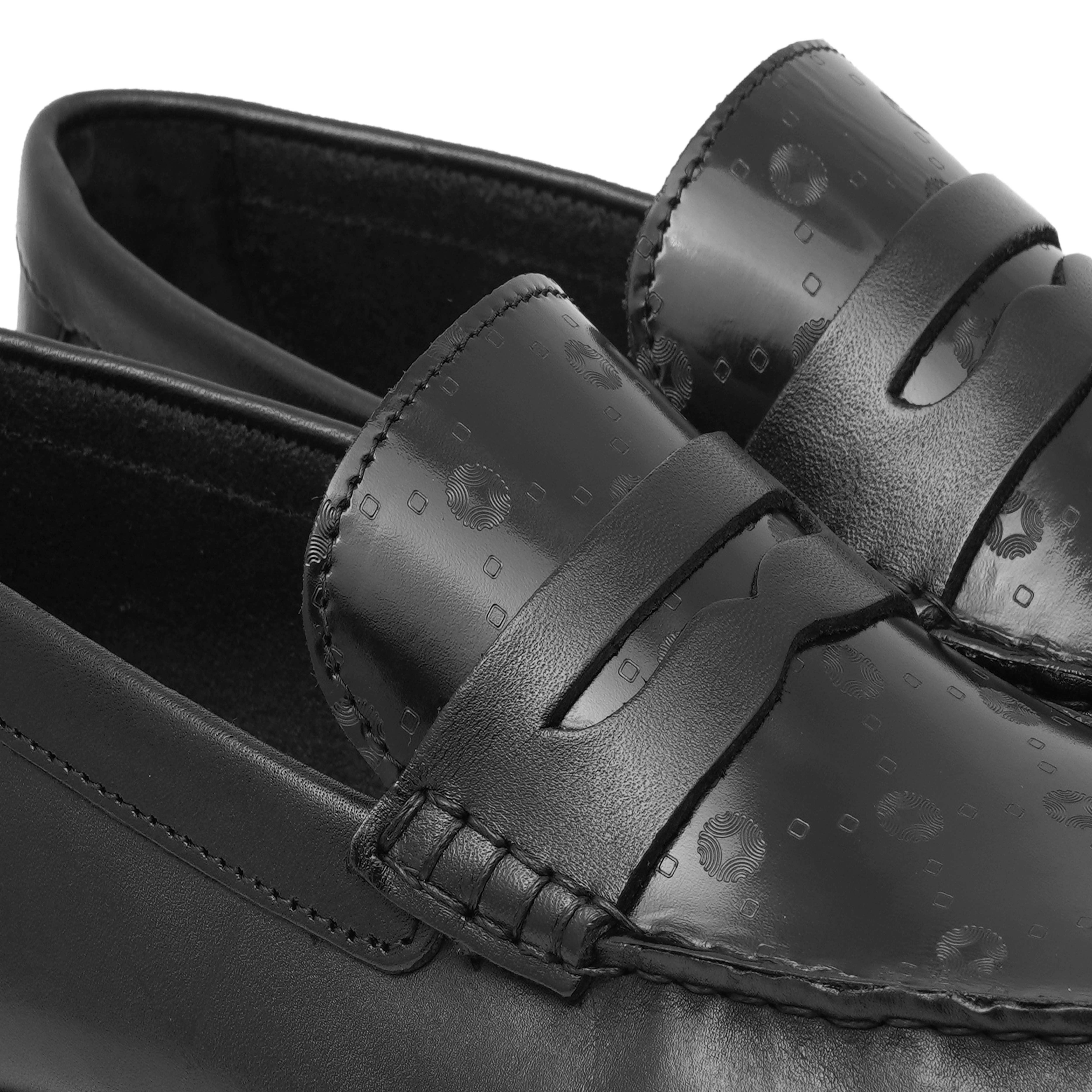 The Seti Ruosh Men Black Casual Loafer