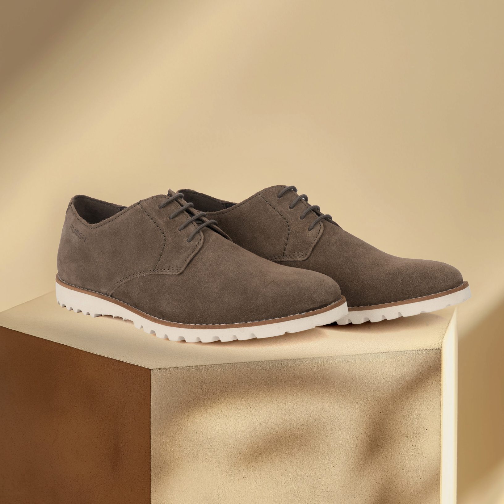 The Otes  Ruosh Men Green Casual Derby