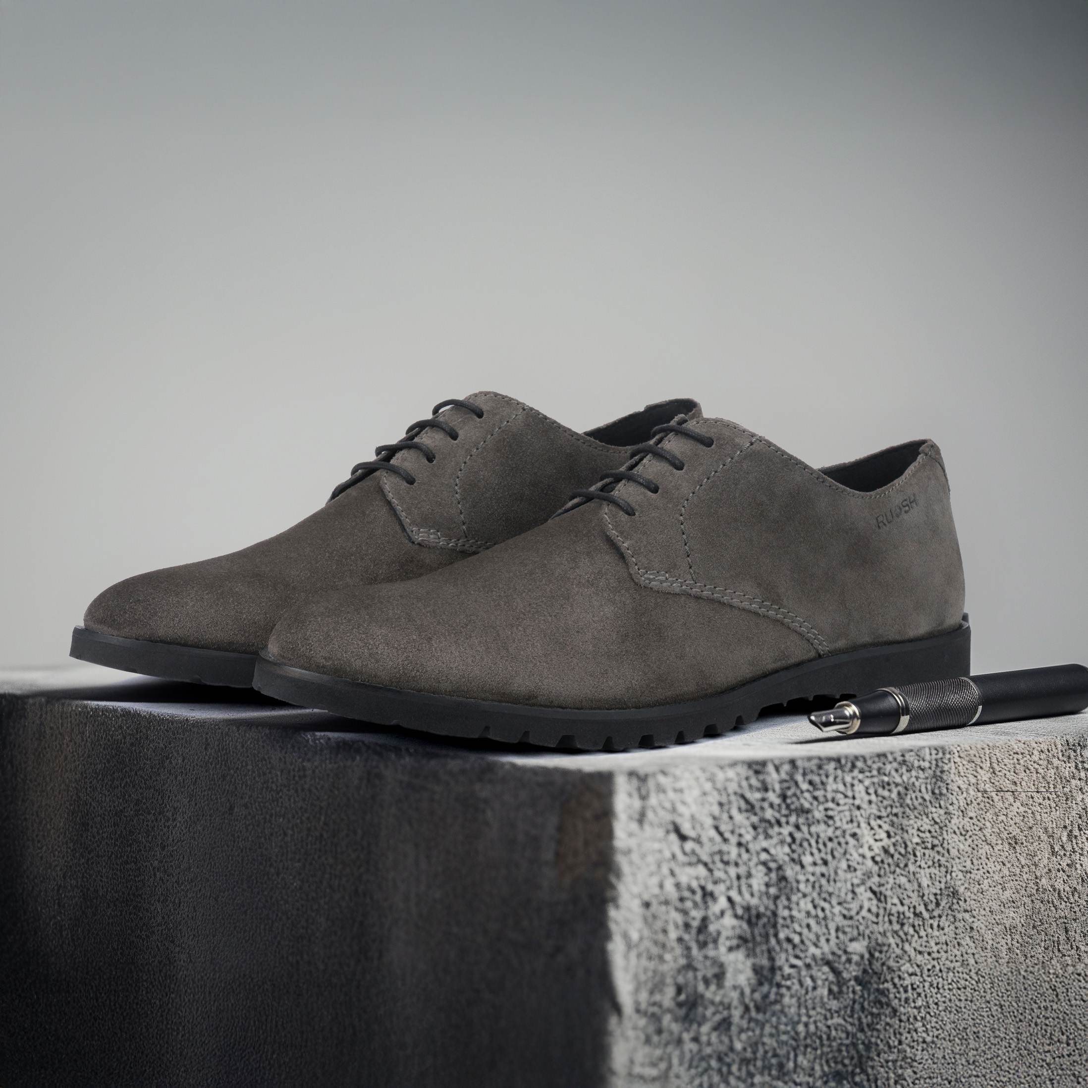 The Otes  Ruosh Men Grey Casual Derby