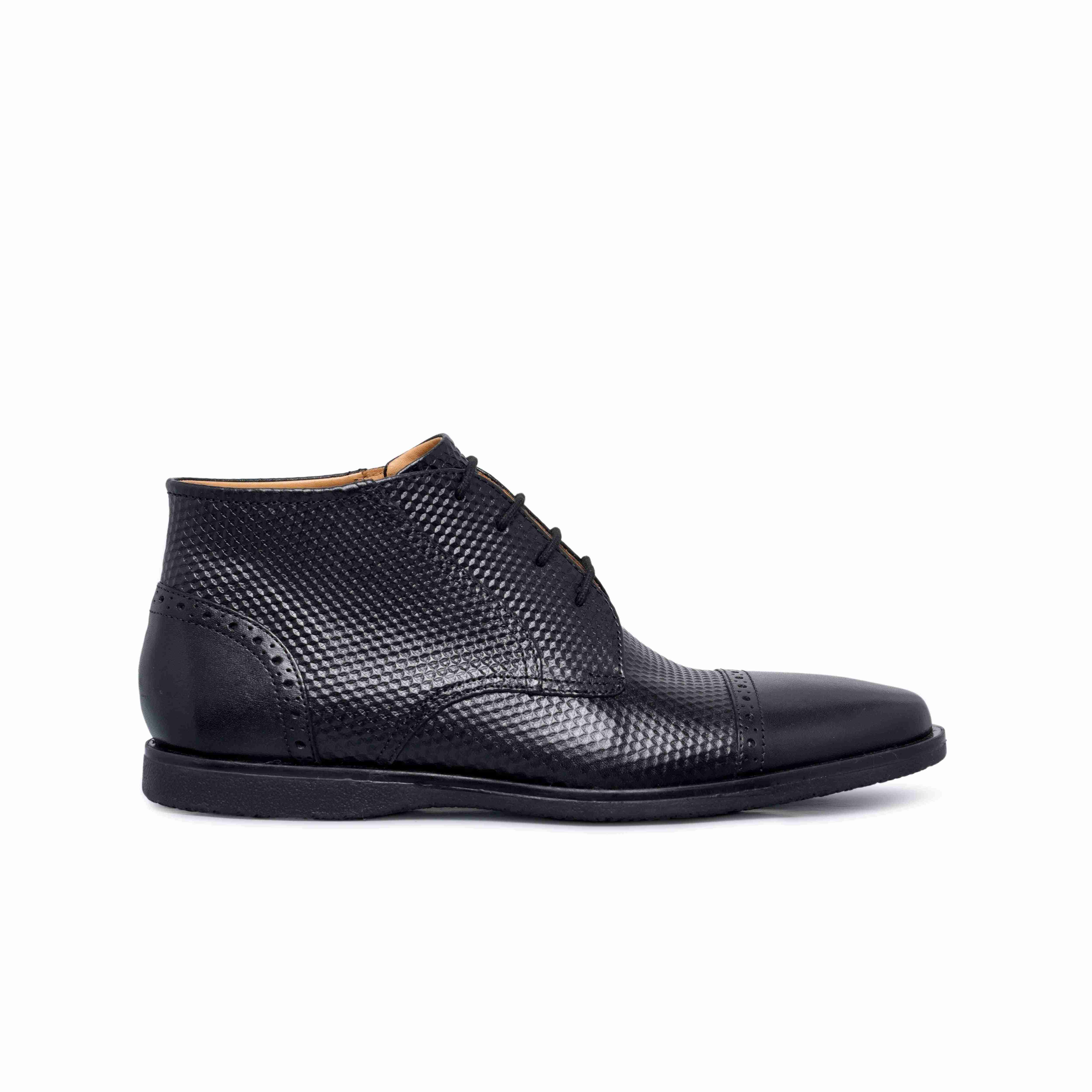 The Venice Ruosh Men Black Ankle Chukka Boot