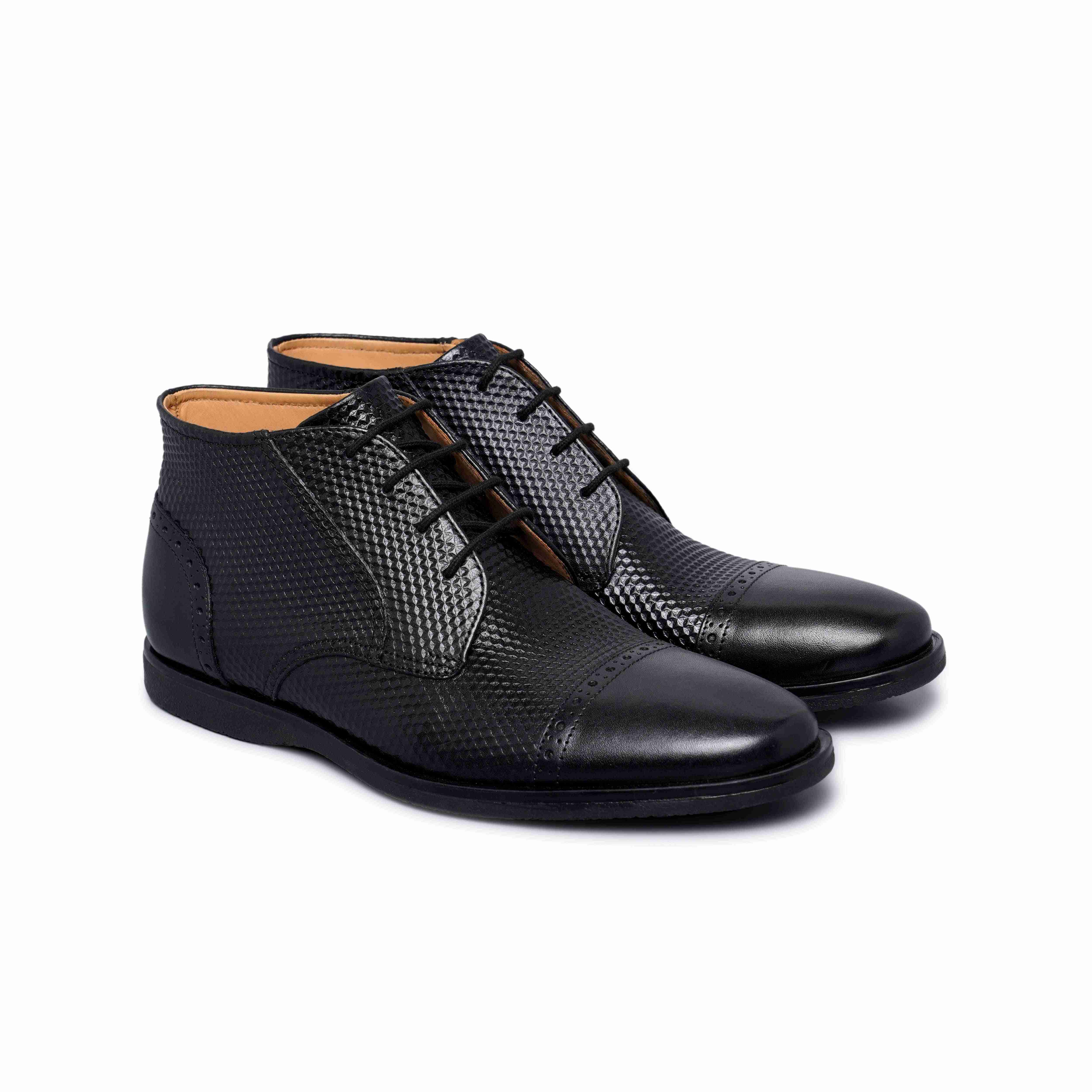The Venice Ruosh Men Black Ankle Chukka Boot