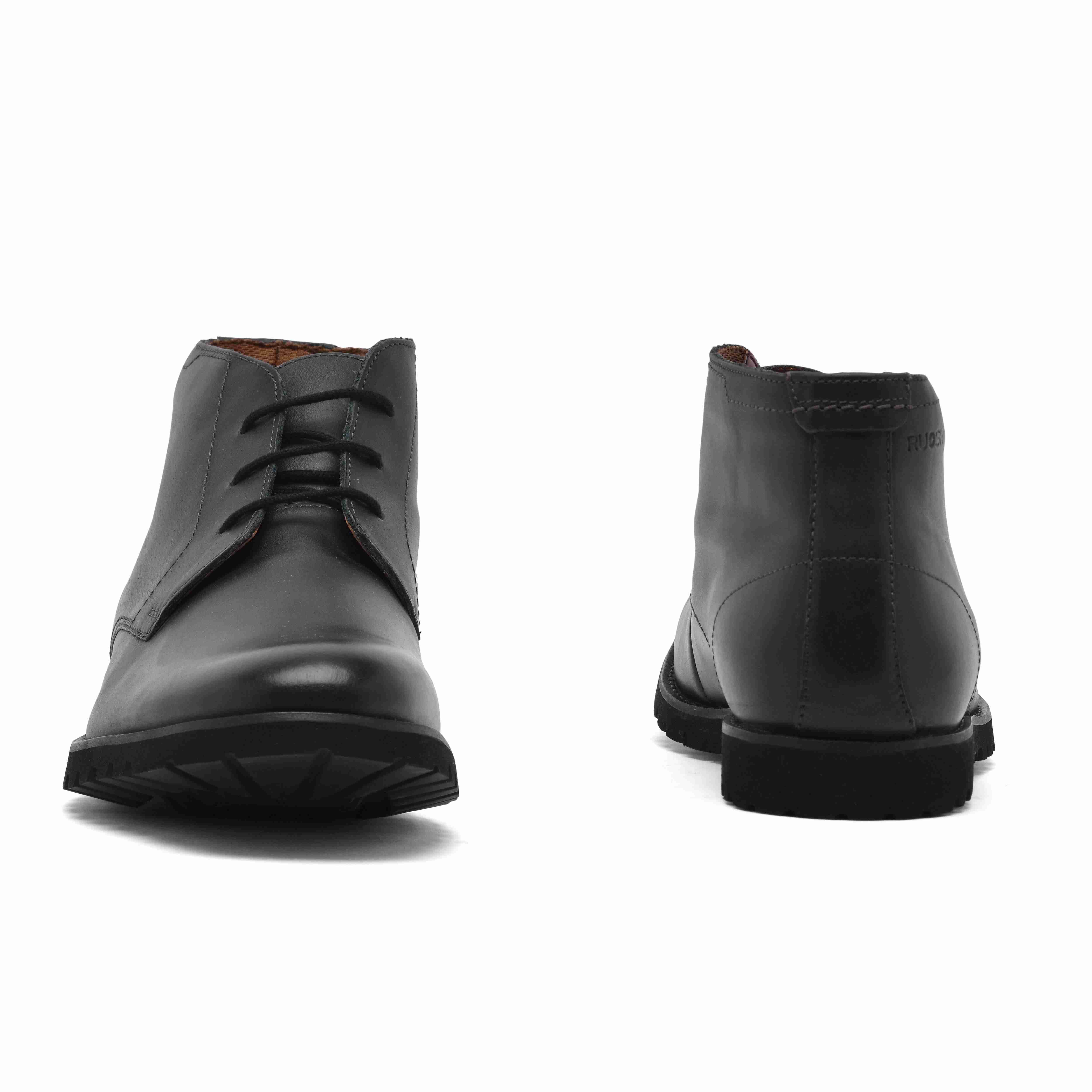 The Otes Ruosh Men Navy Ankle Chukka Boot