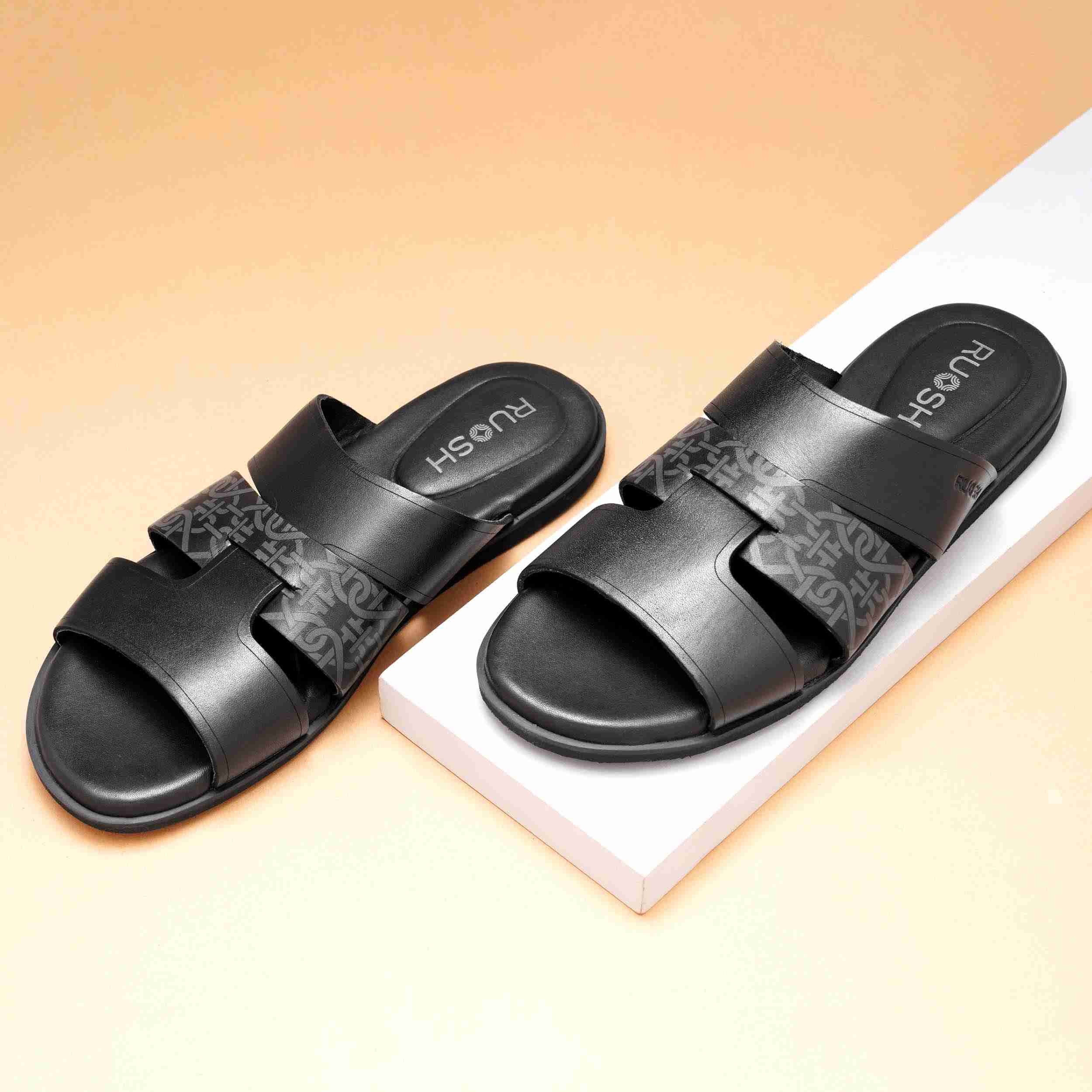 The Cooper Ruosh Men Black Slipper