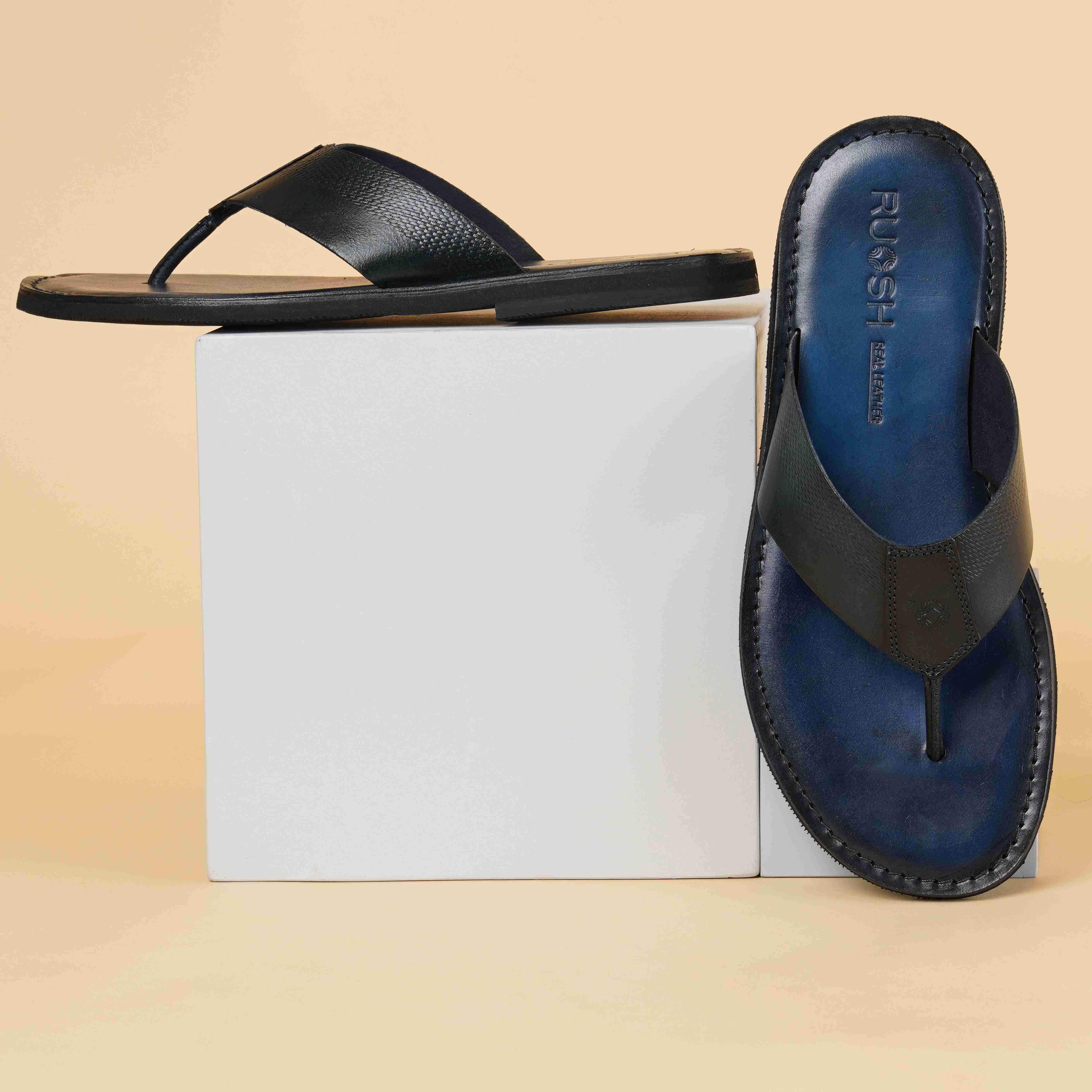 The Pisa Ruosh Men Blue Slipper