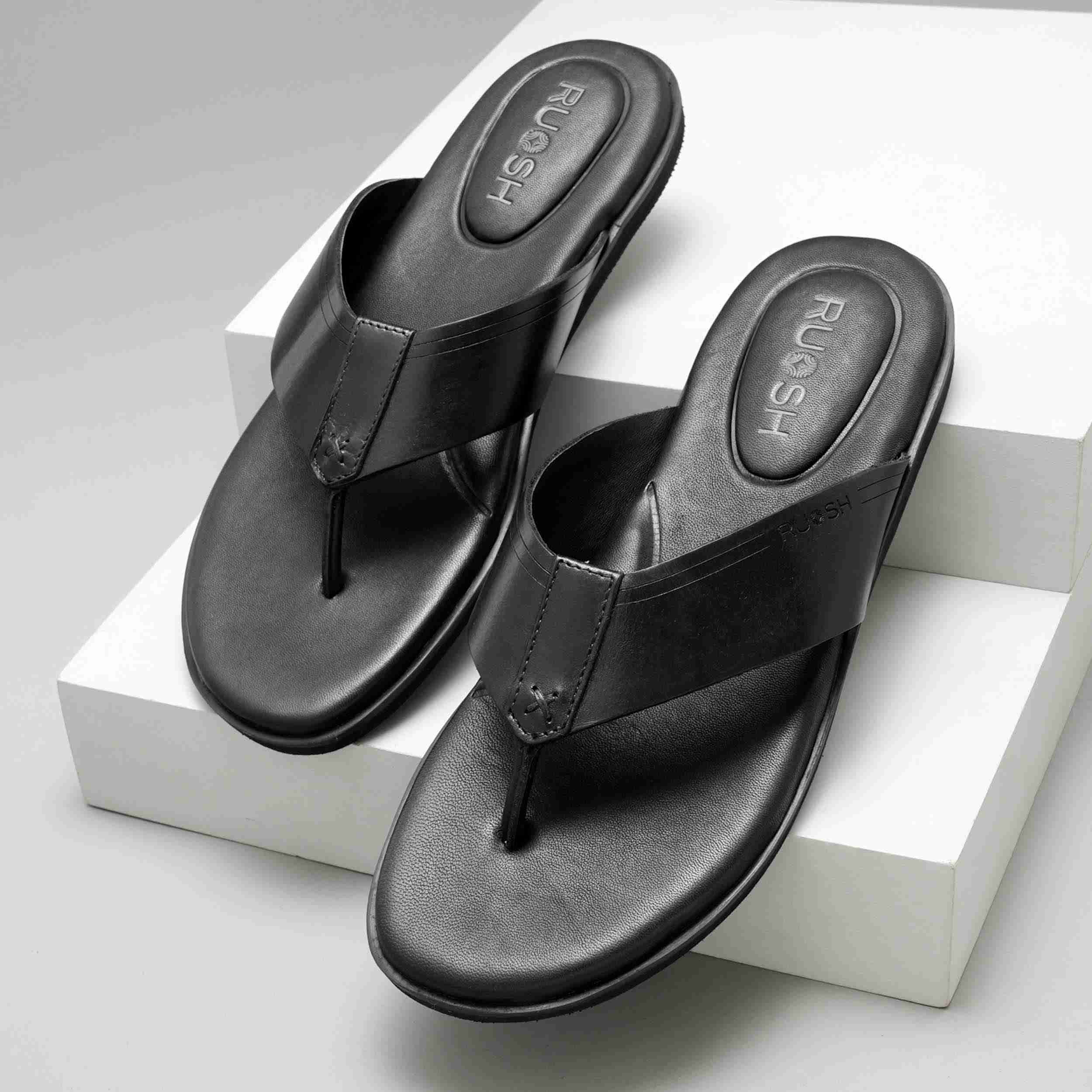 The Aero Ruosh Men Black Slipper