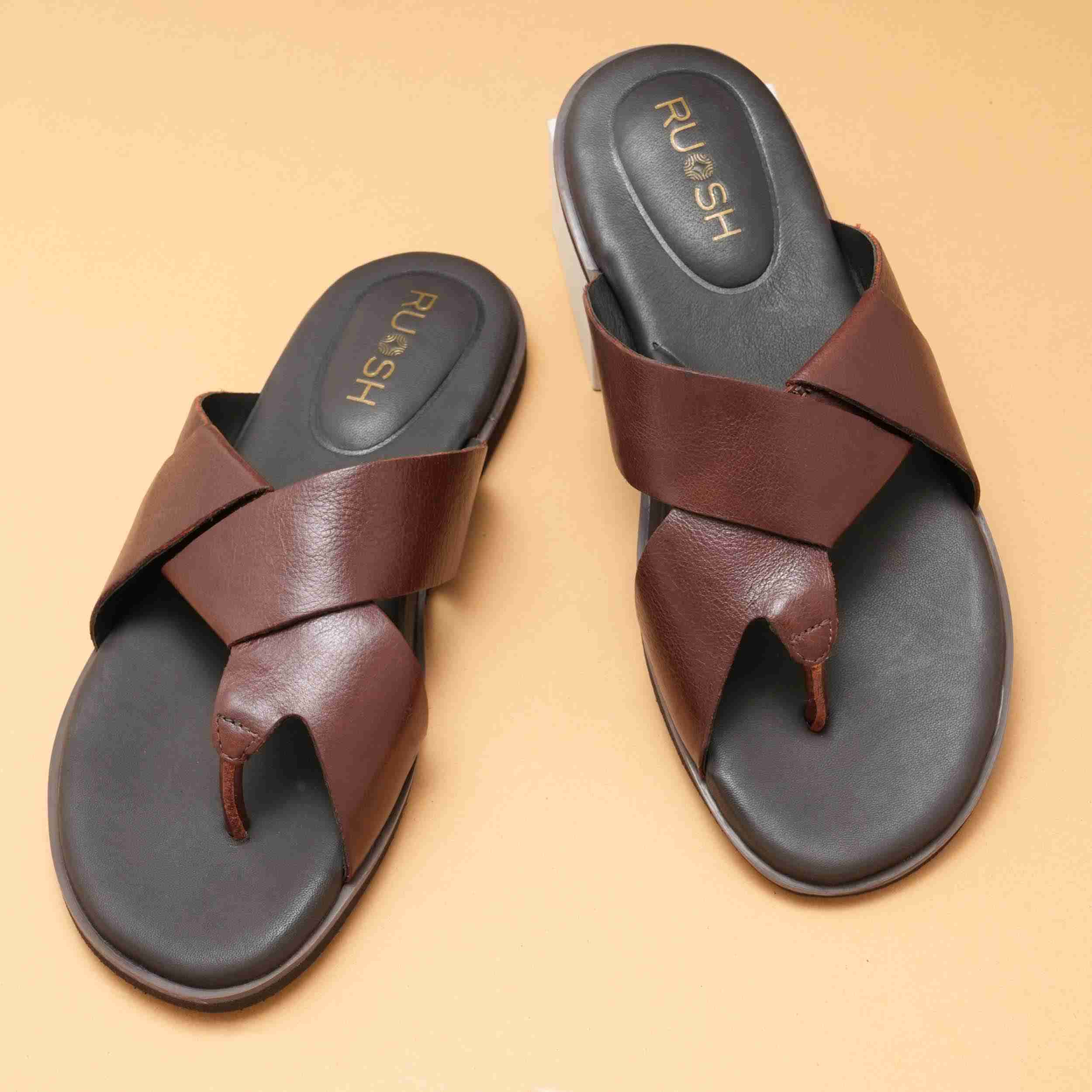 The Rubio Ruosh Men Tan Slipper