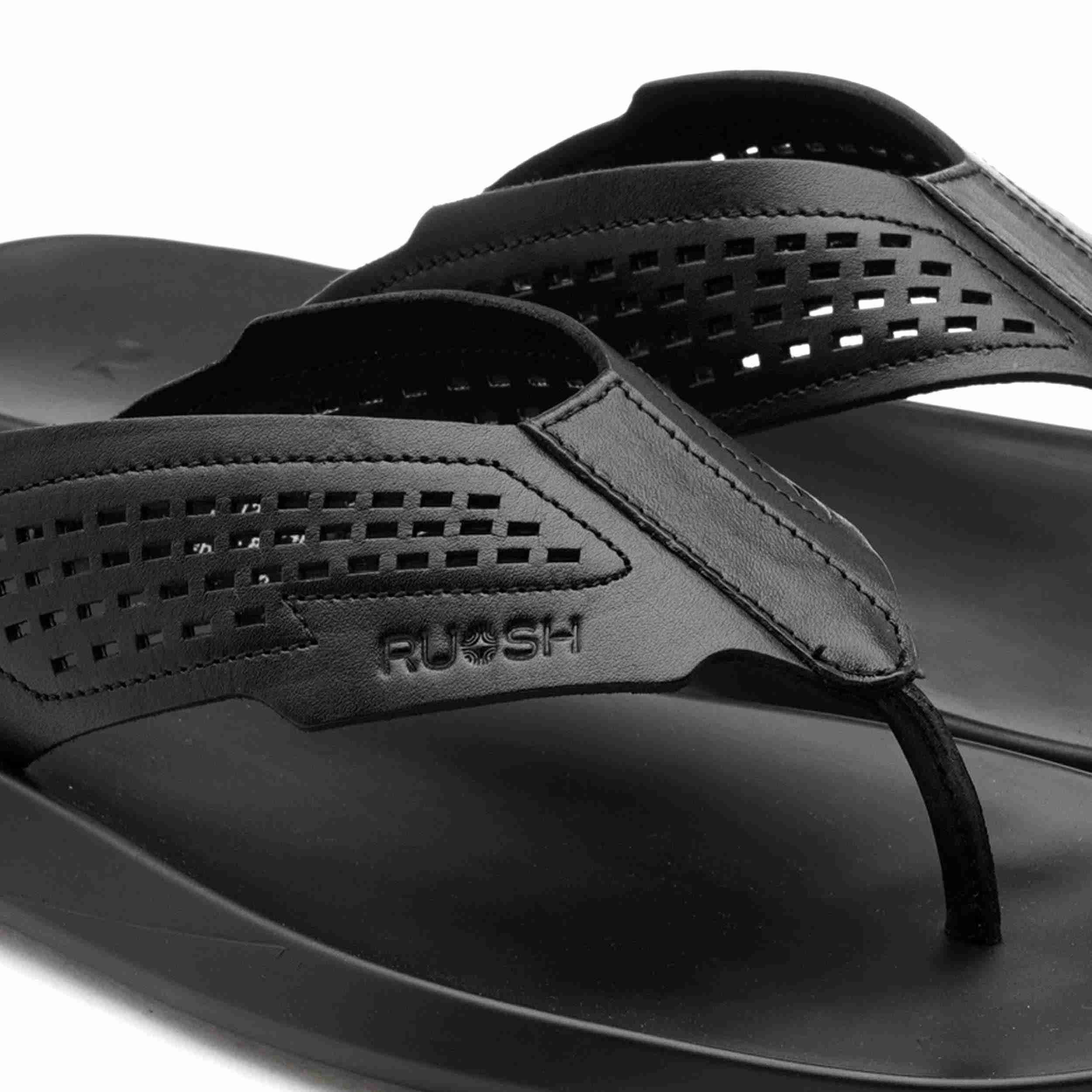 The James Black Men Casual Slipper Ruosh