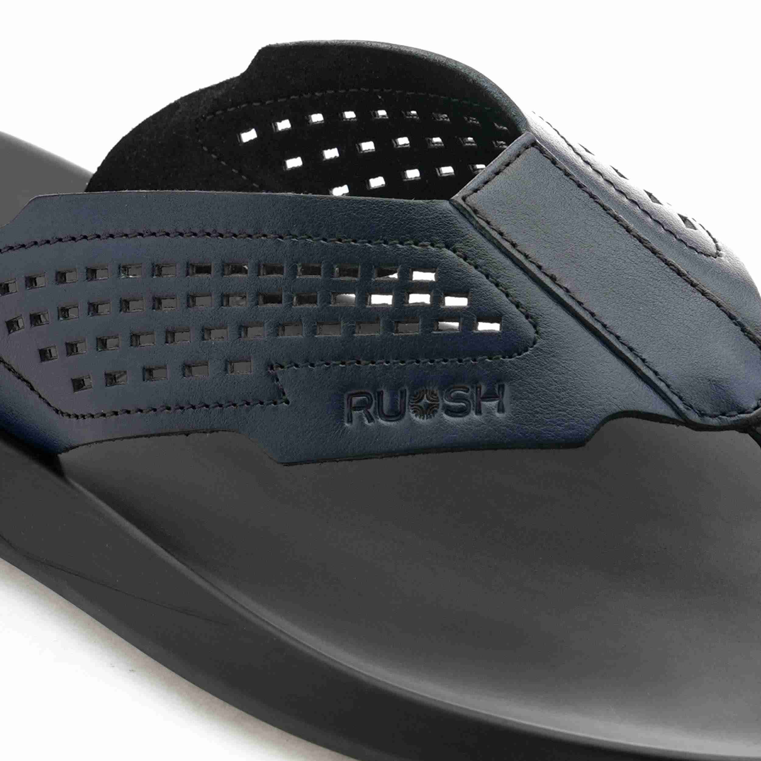 The James Navy Men Casual Slipper Ruosh