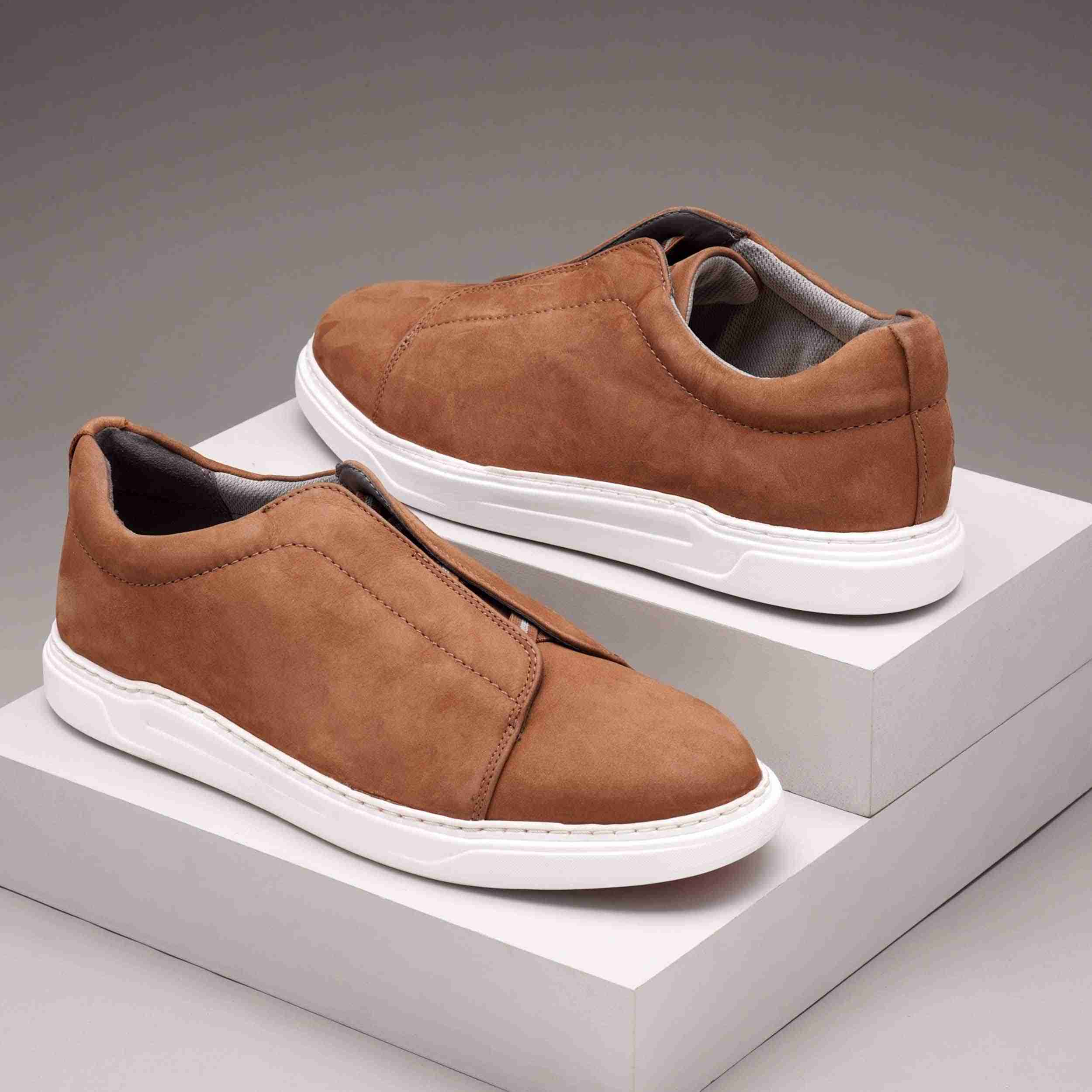 The Parcen Ruosh Men Tan Casual Sneaker
