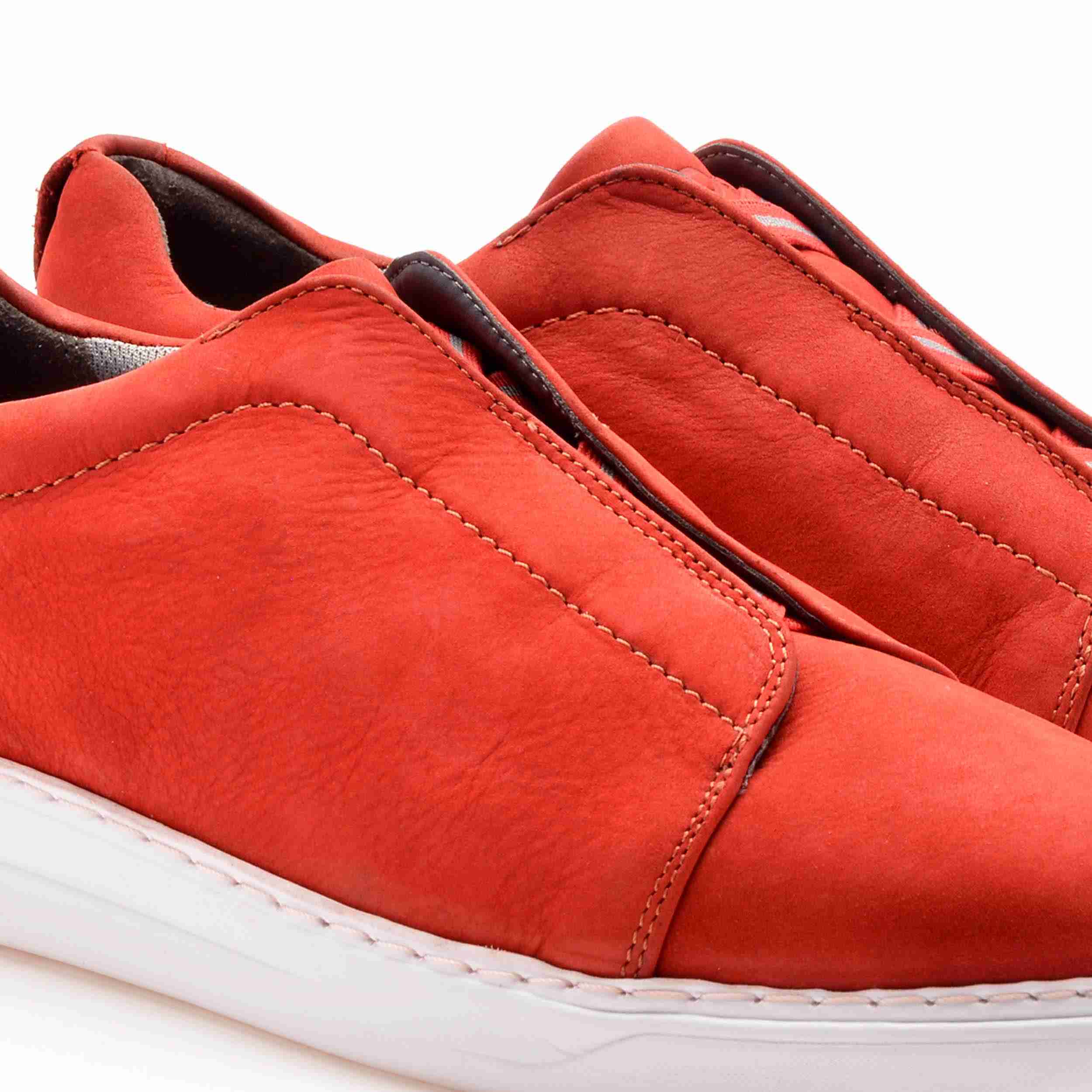 The Parcen Ruosh Men Red Casual Sneaker