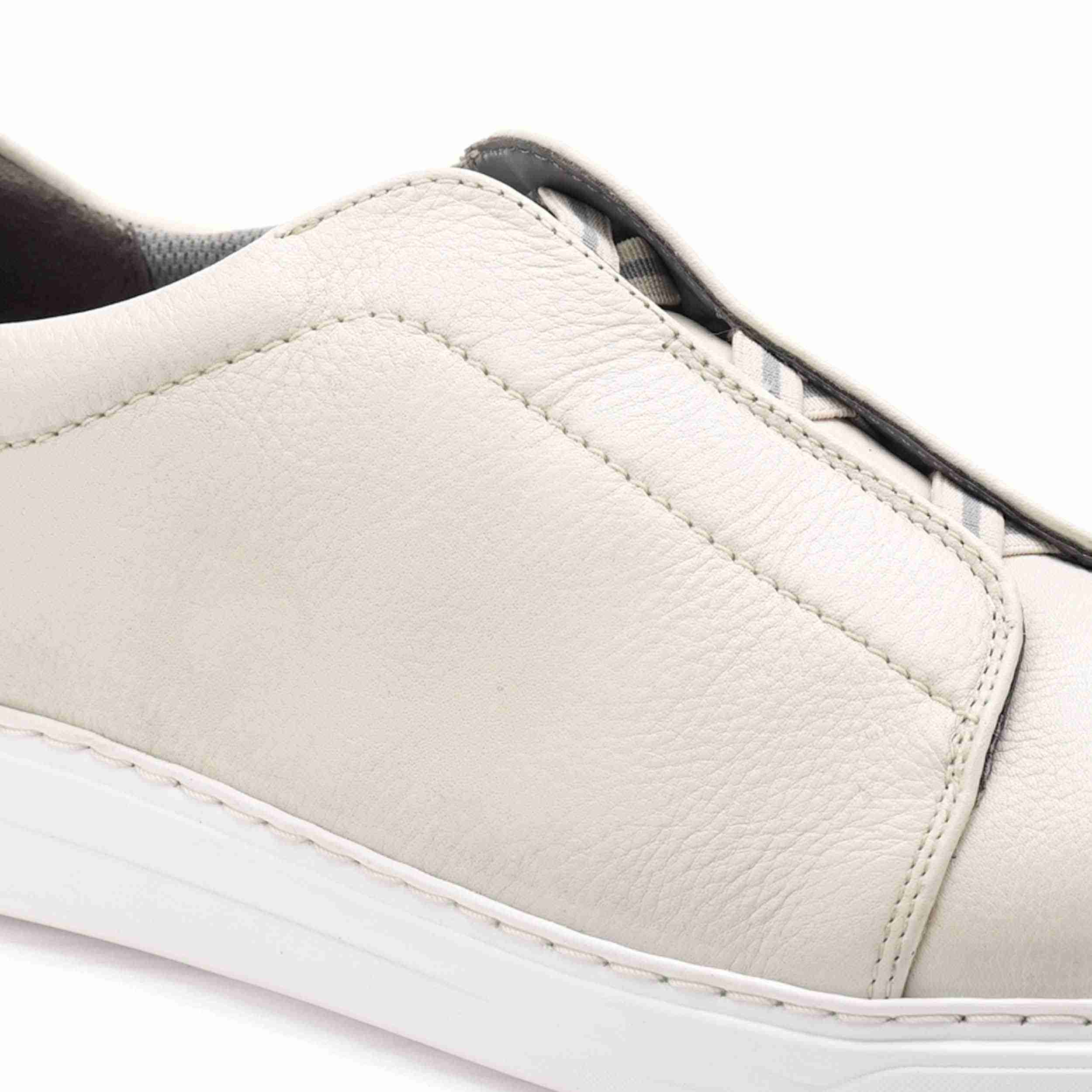 The Parcen Ruosh Men White Casual Sneaker