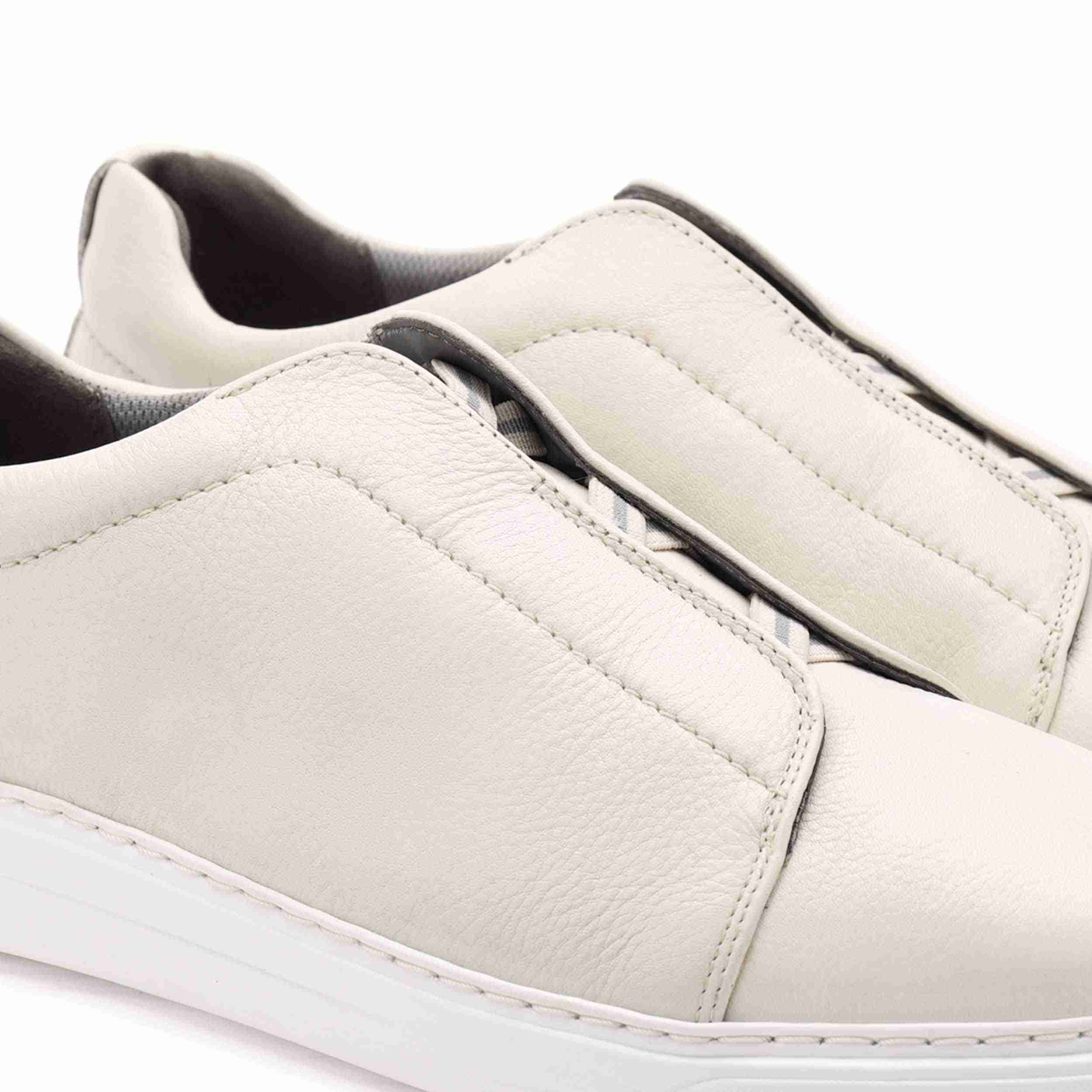 The Parcen Ruosh Men White Casual Sneaker
