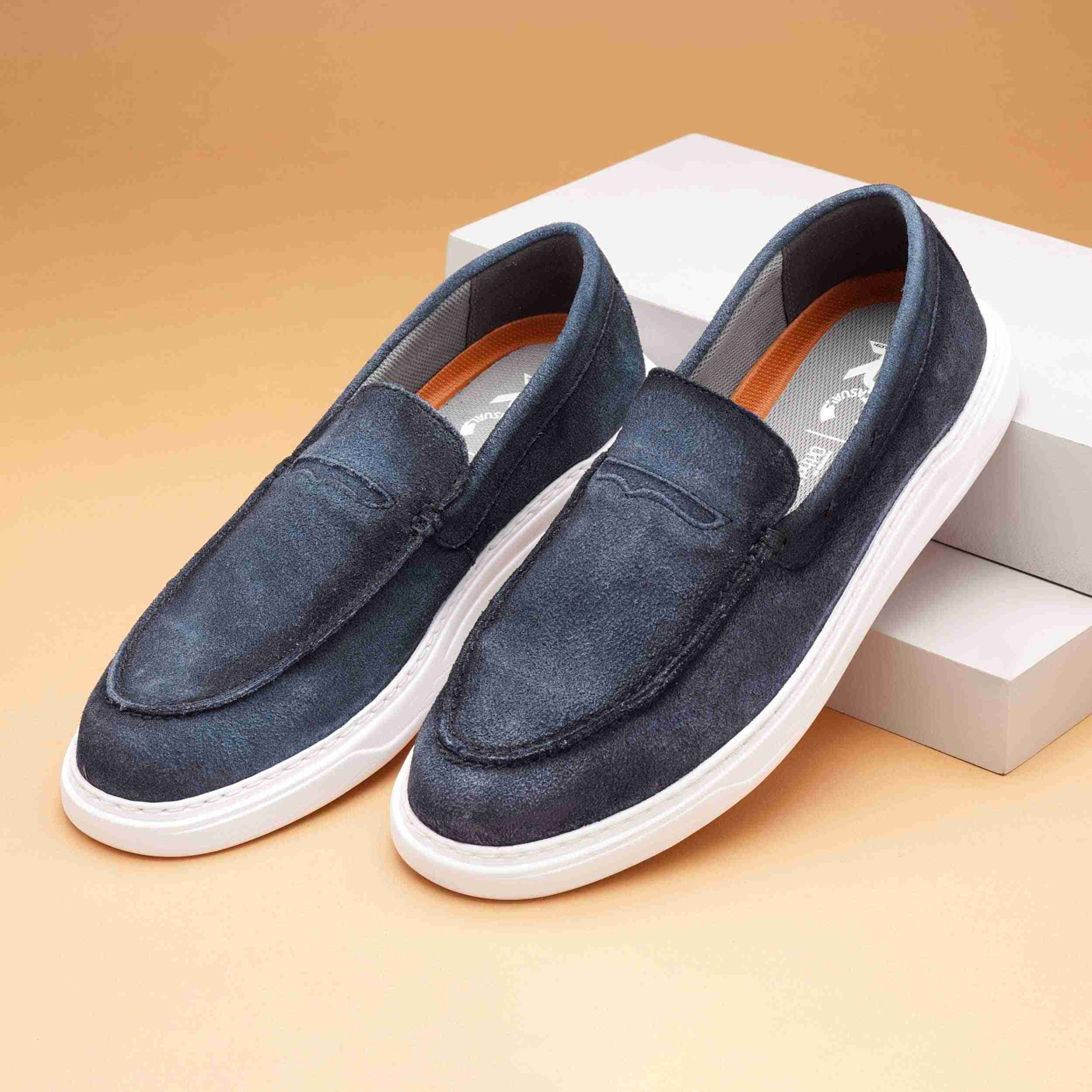 The Delle Ruosh Men Navy Casual Sneaker