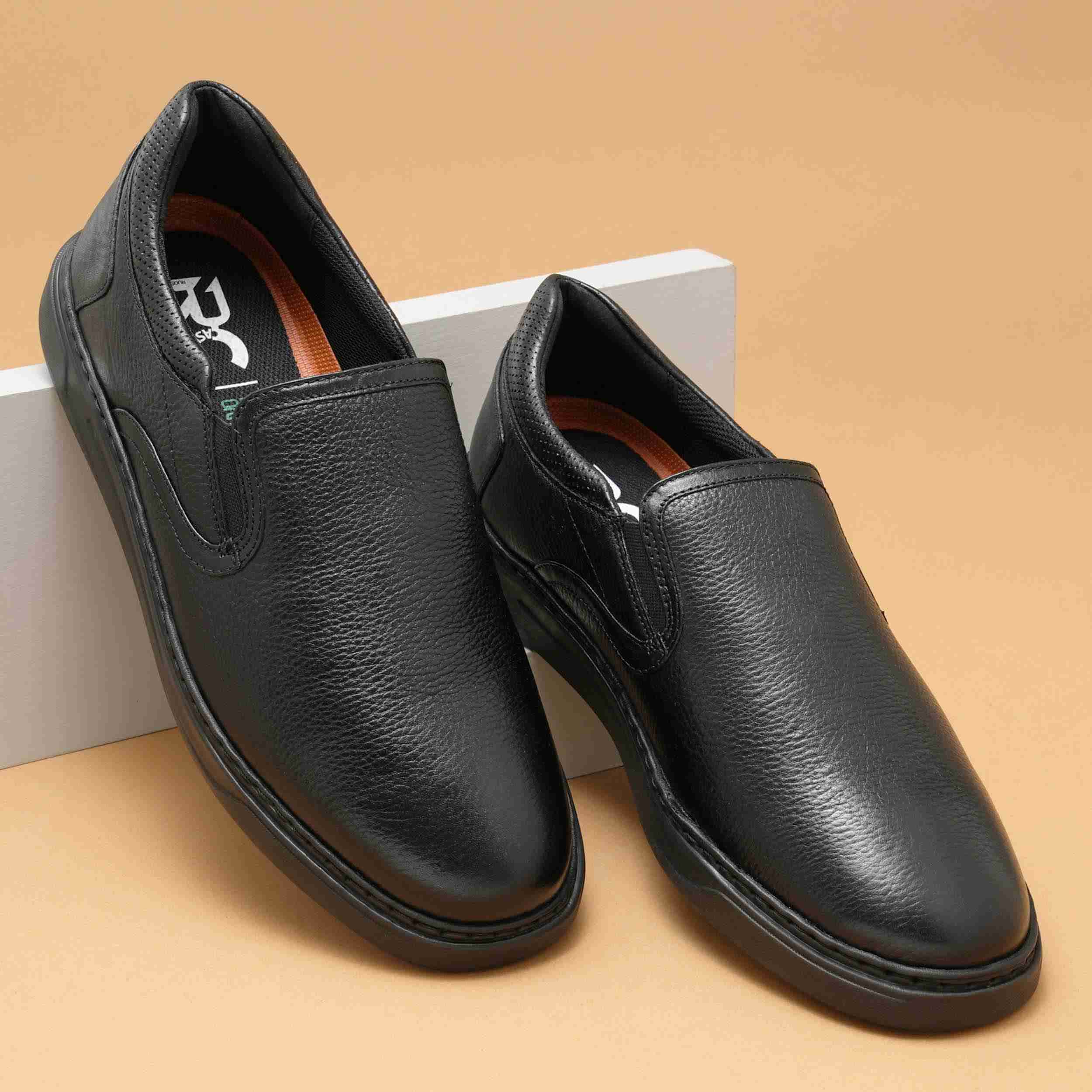 The Cool Ruosh Men Black Casual Sneaker