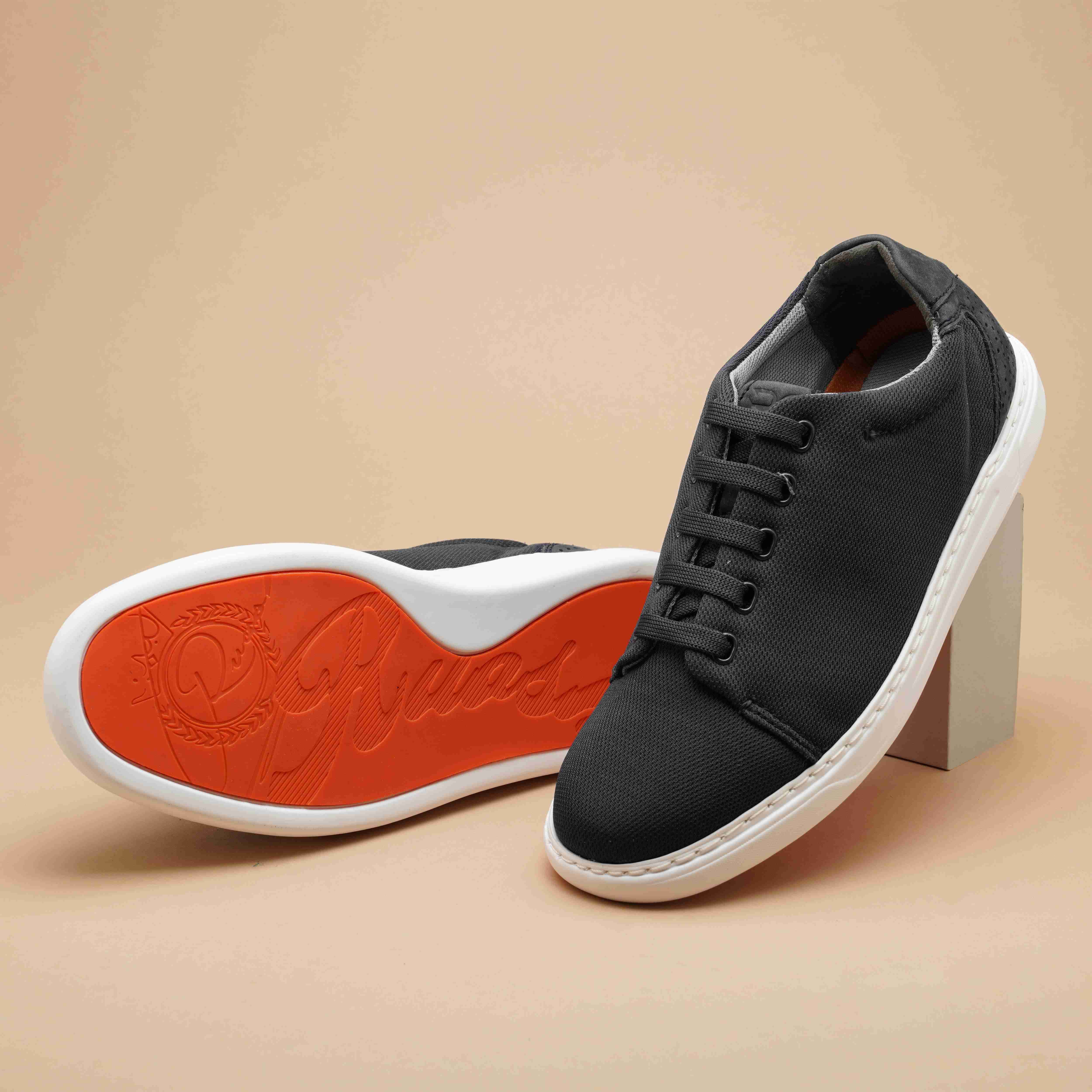 The Ruth Ruosh Men Black Casual Sneaker