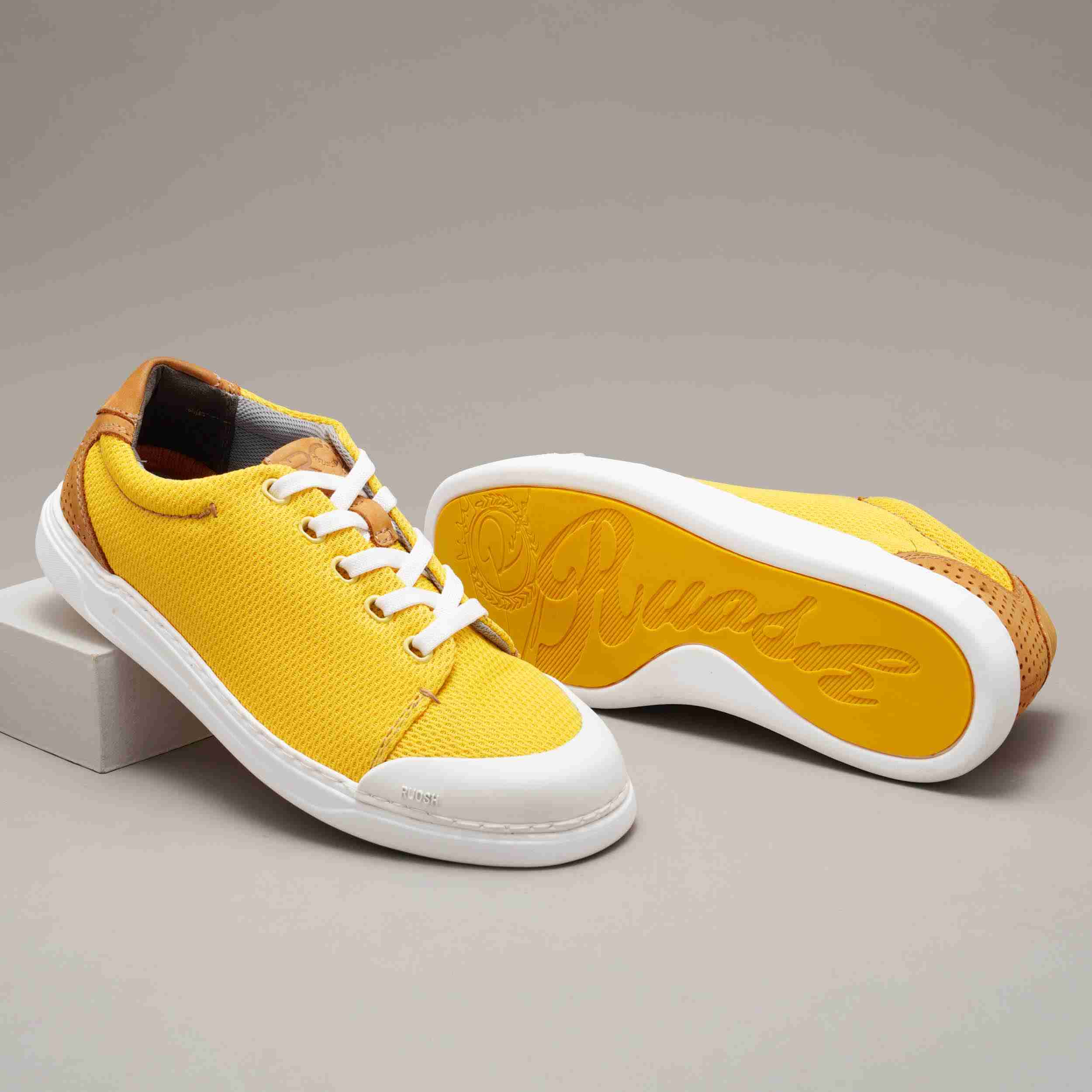 The Ruth Ruosh Men Yellow Casual Sneaker