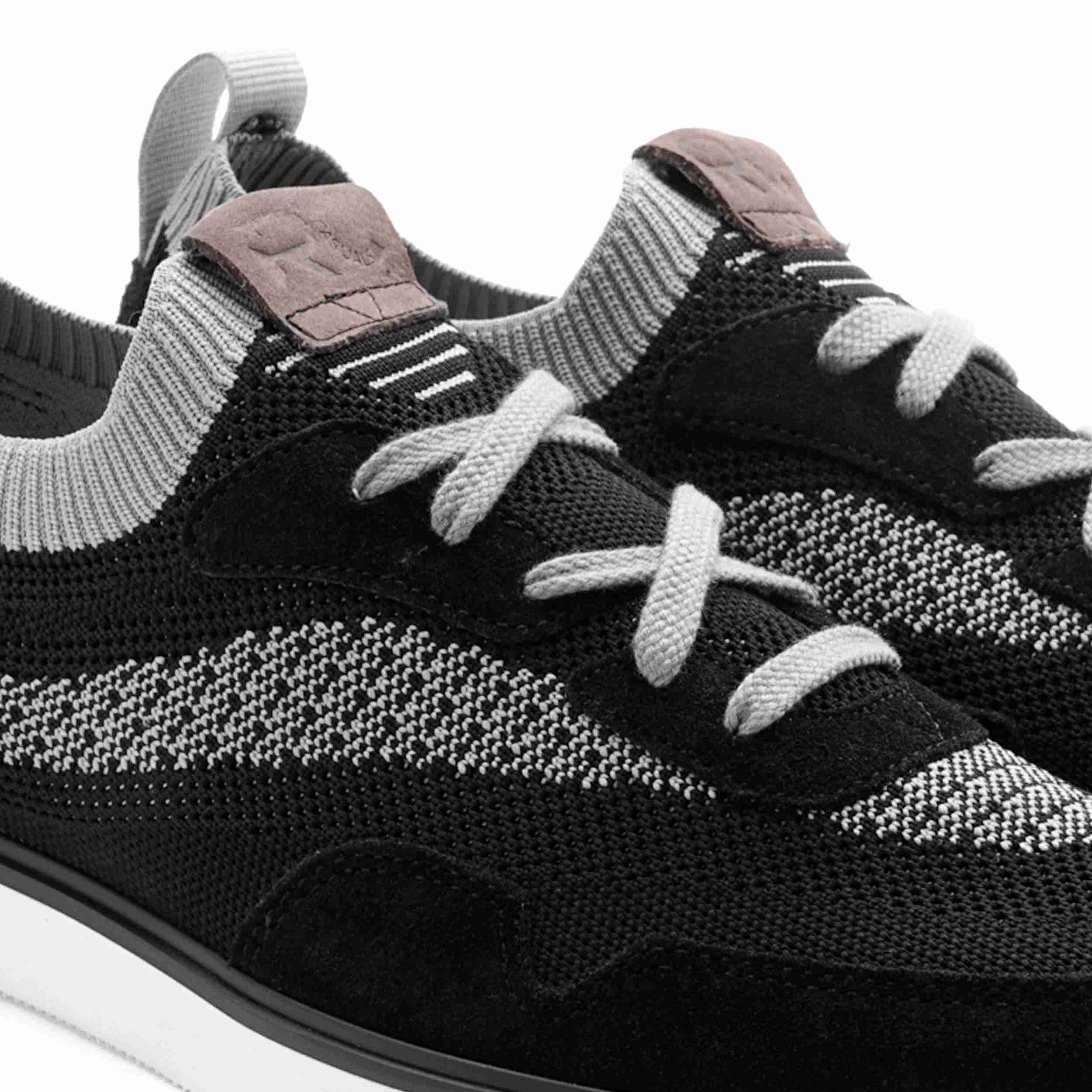 The Gladwin Ruosh Men Black Casual Sneaker