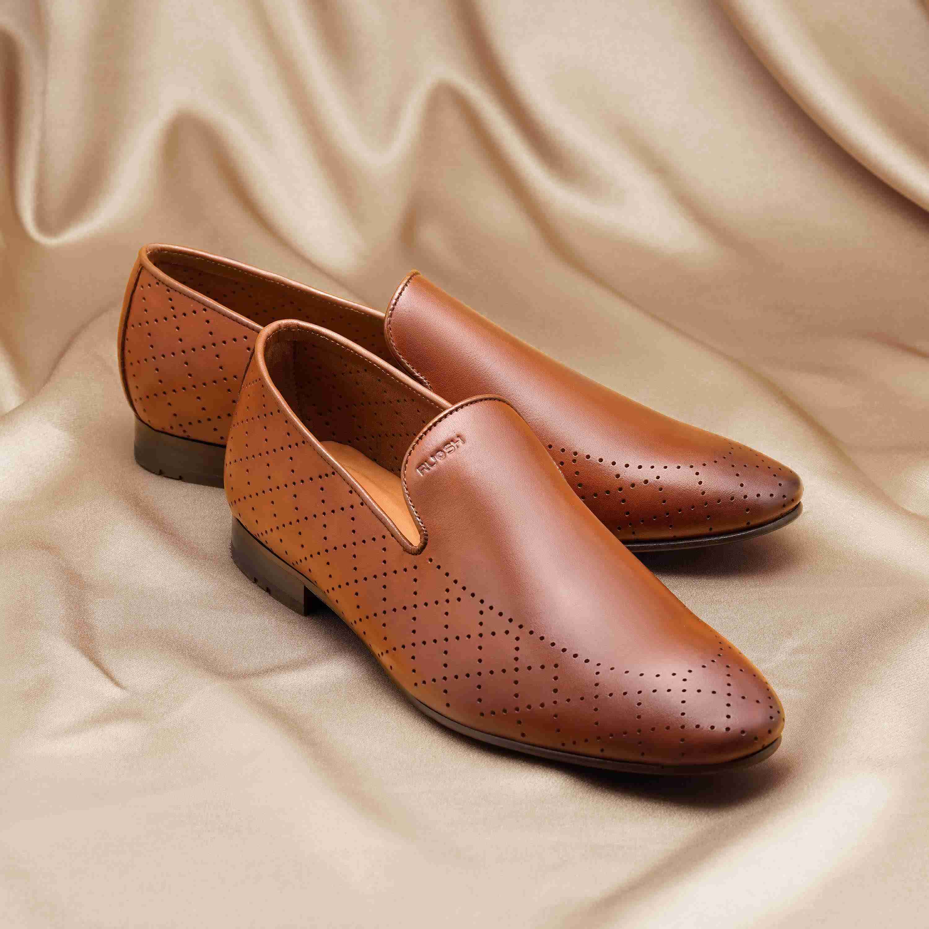 The Finn Tan Men Occasion Perforated Slip On Ruosh