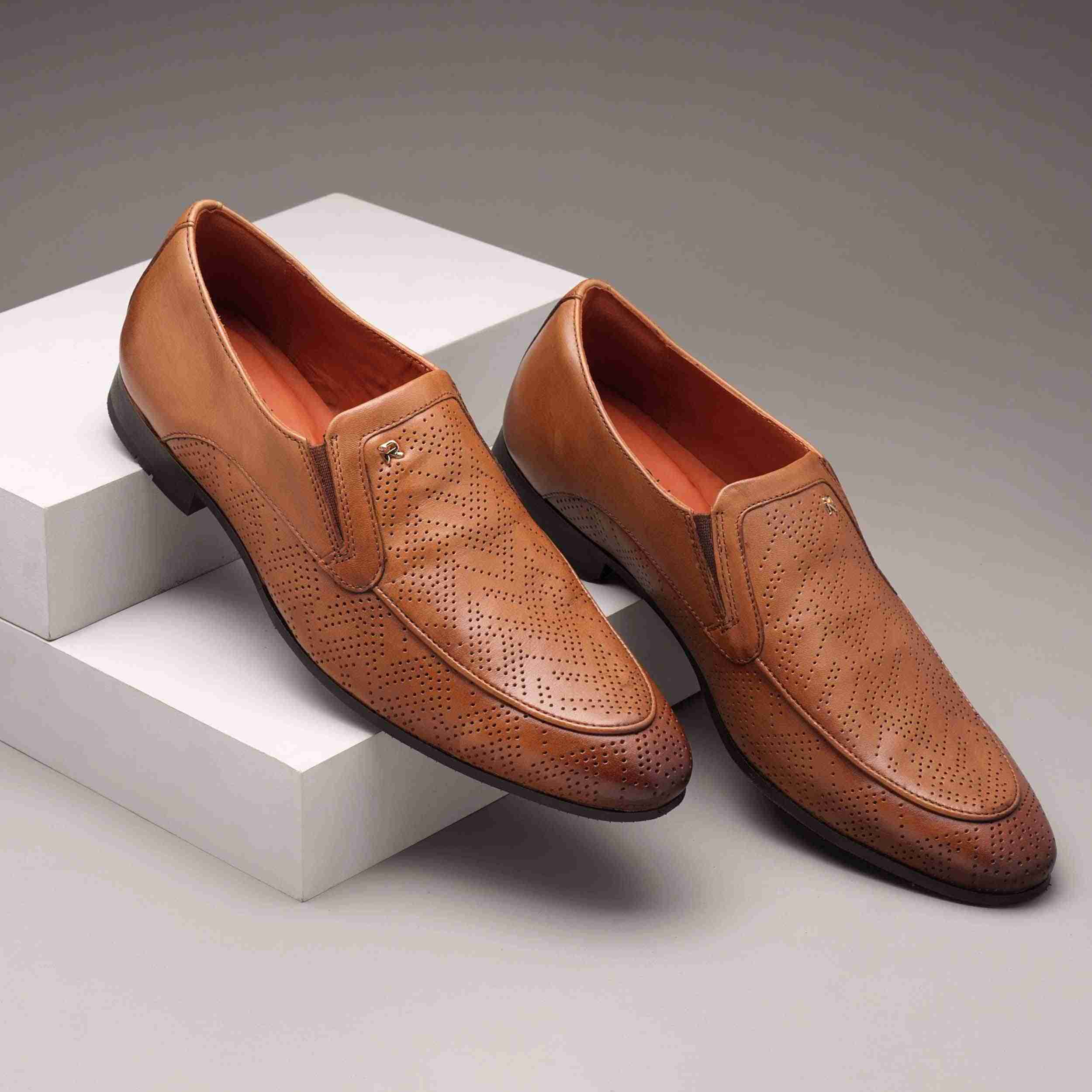 The Herber Ruosh Men Tan Occasion Slip-On