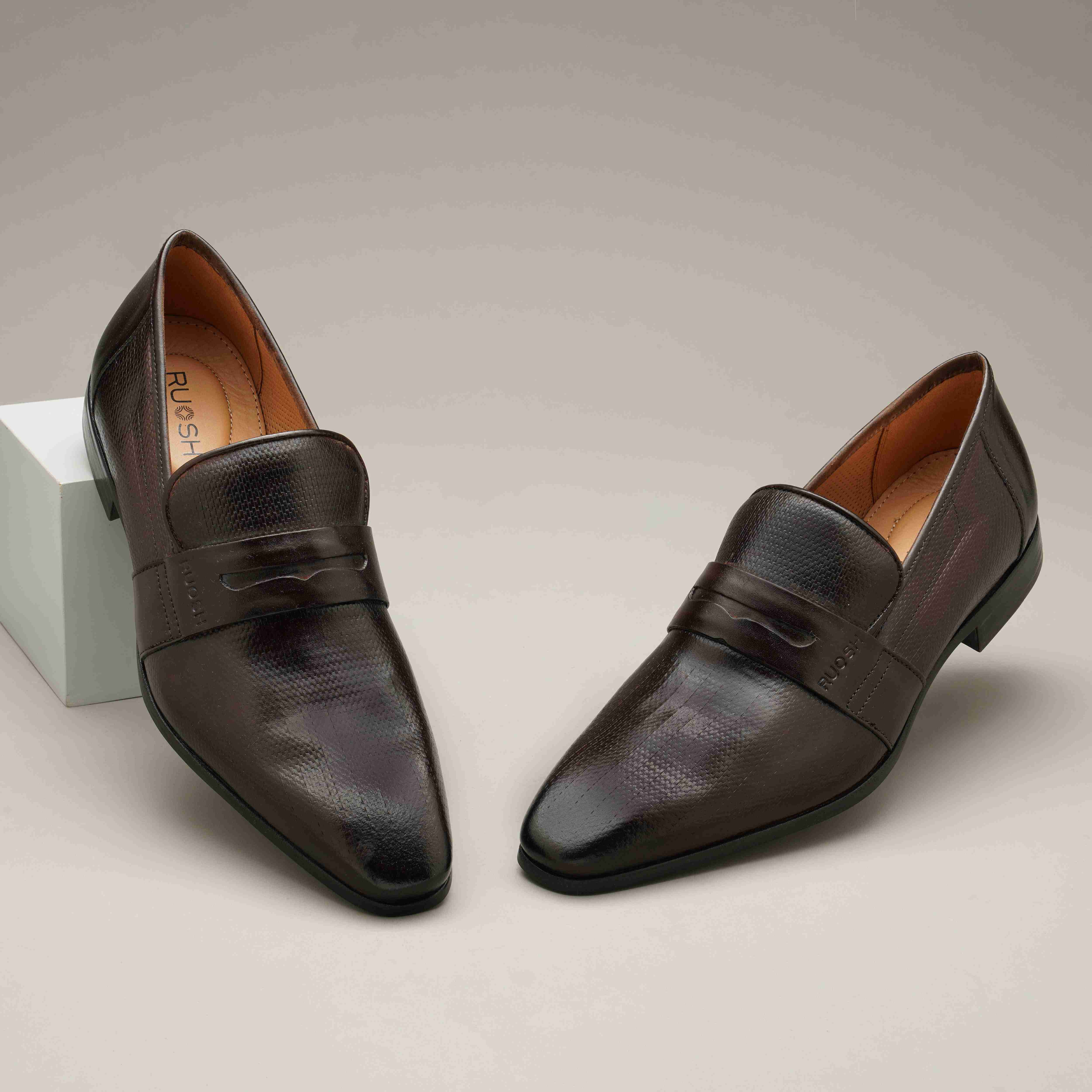 The King Ruosh Men Brown Penny Loafer