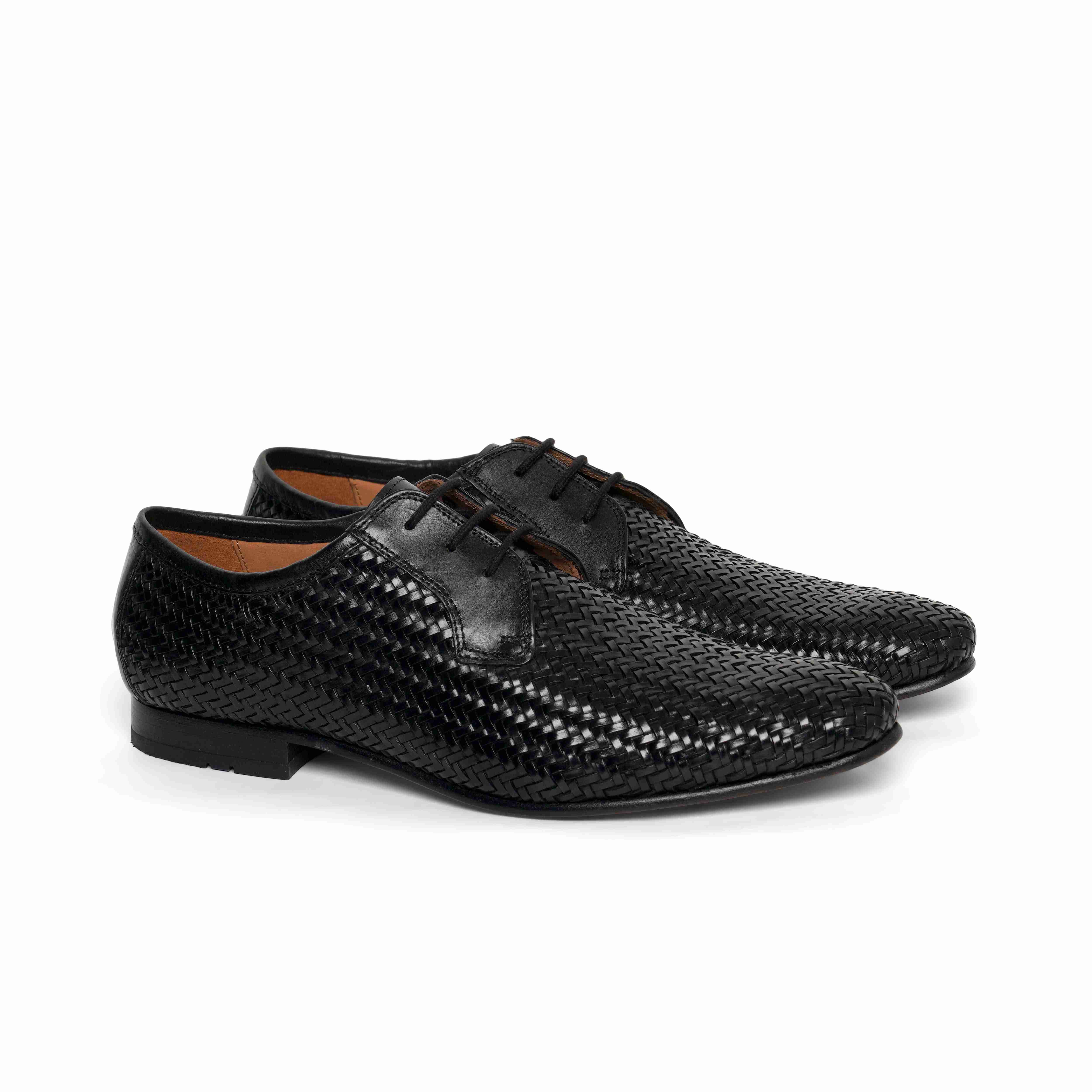 The Lando Ruosh Men Black Handwoven Derby