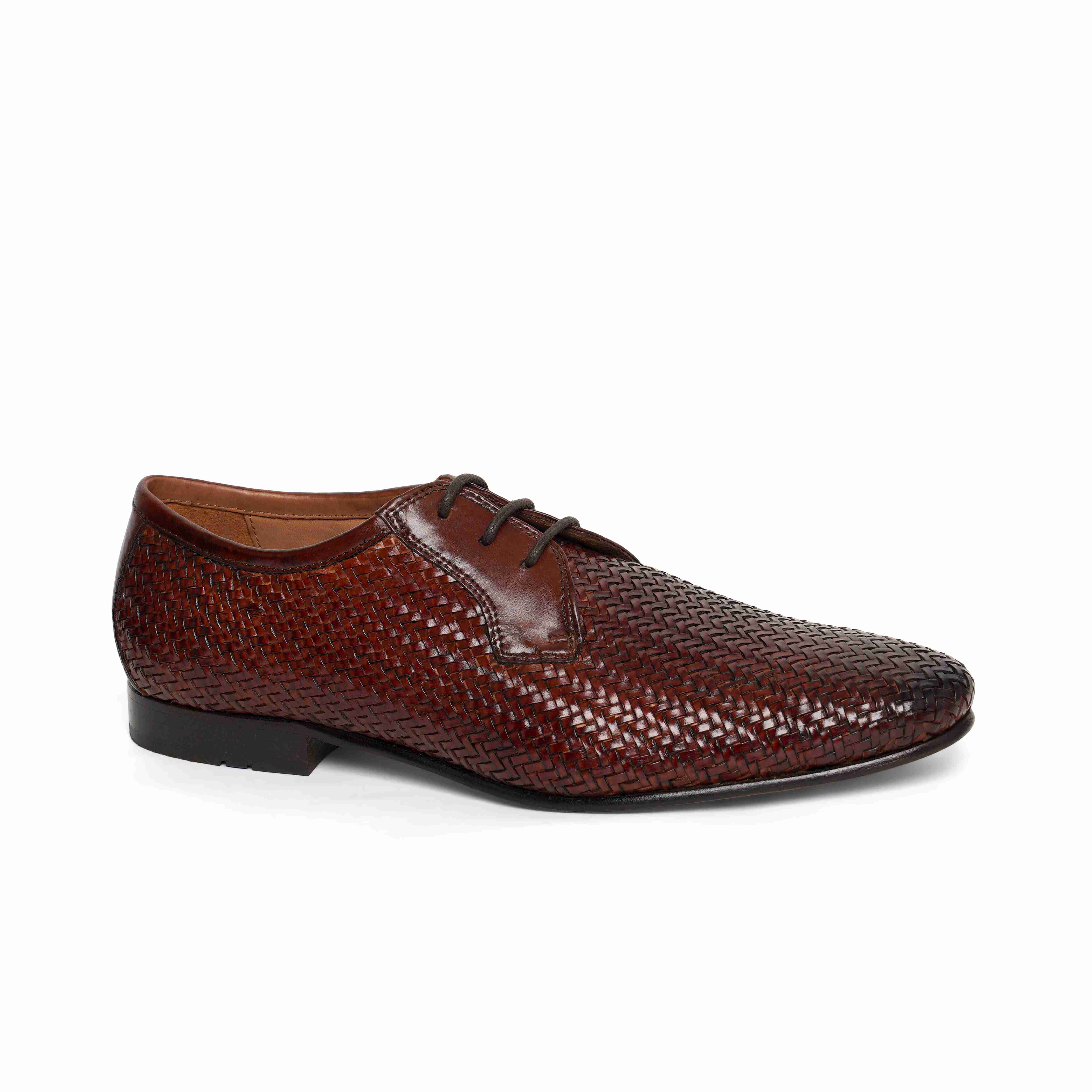 The Lando Ruosh Men Tan Handwoven Derby
