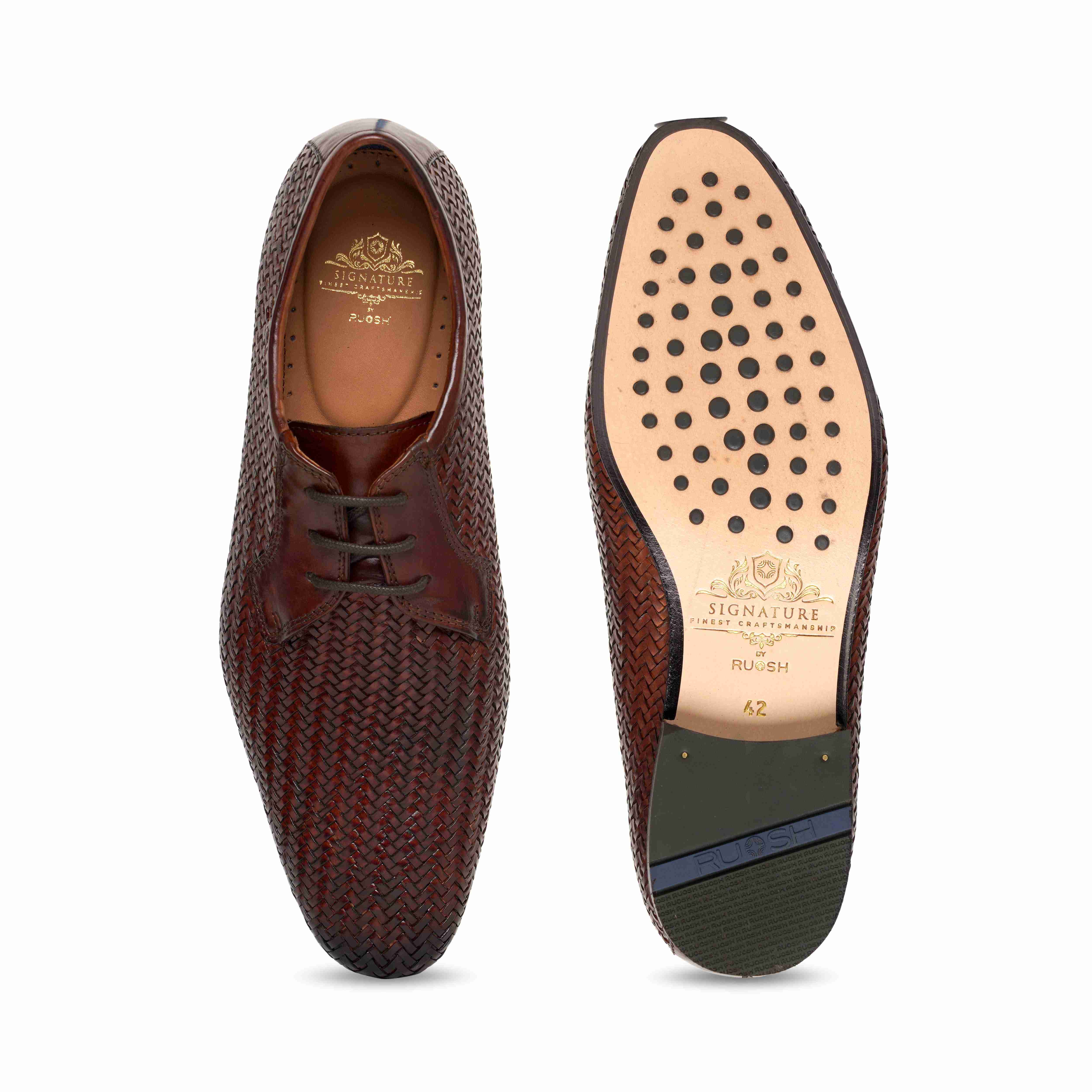 The Lando Ruosh Men Tan Handwoven Derby