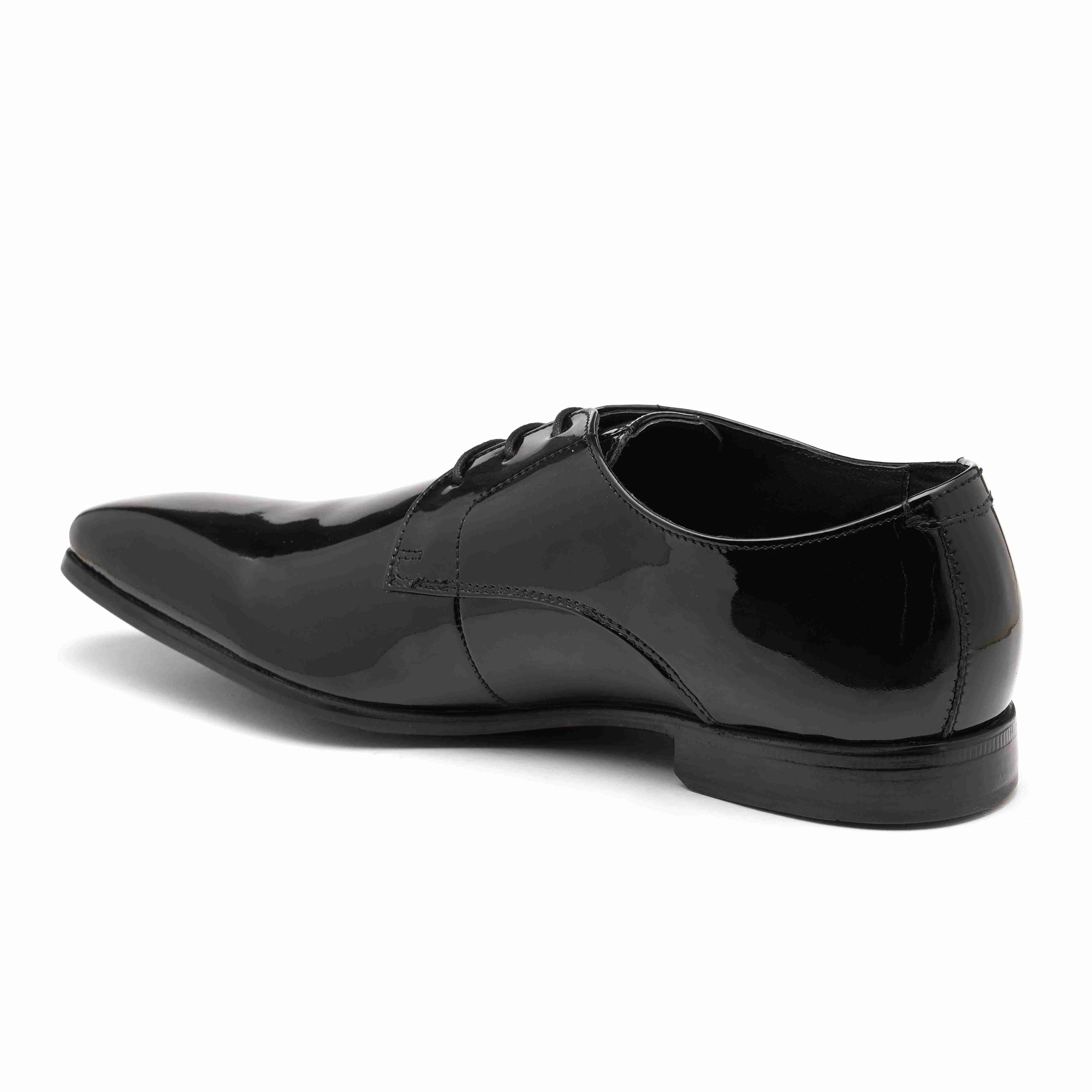 The King Ruosh Men Black Glossy Patent Derby