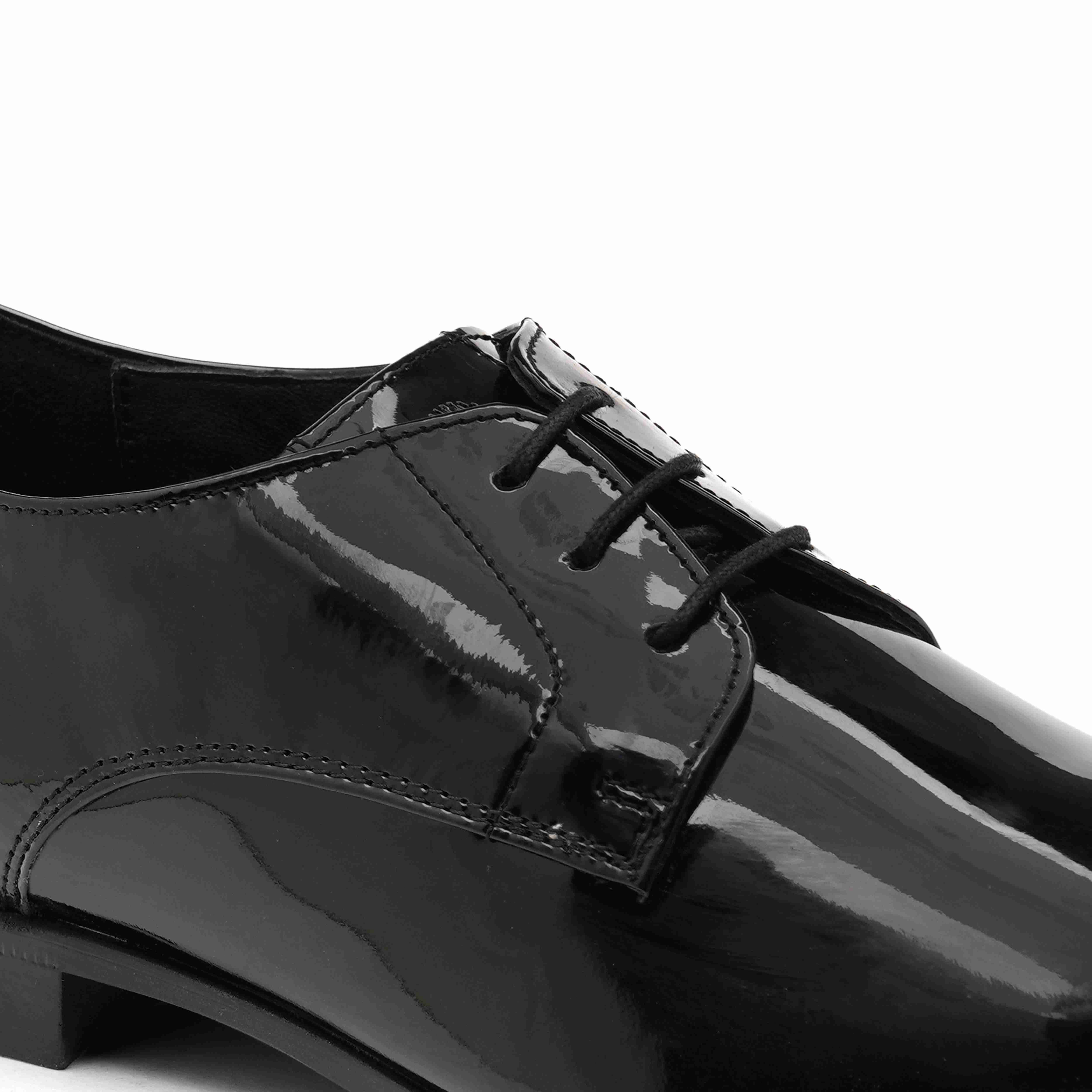 The King Ruosh Men Black Glossy Patent Derby
