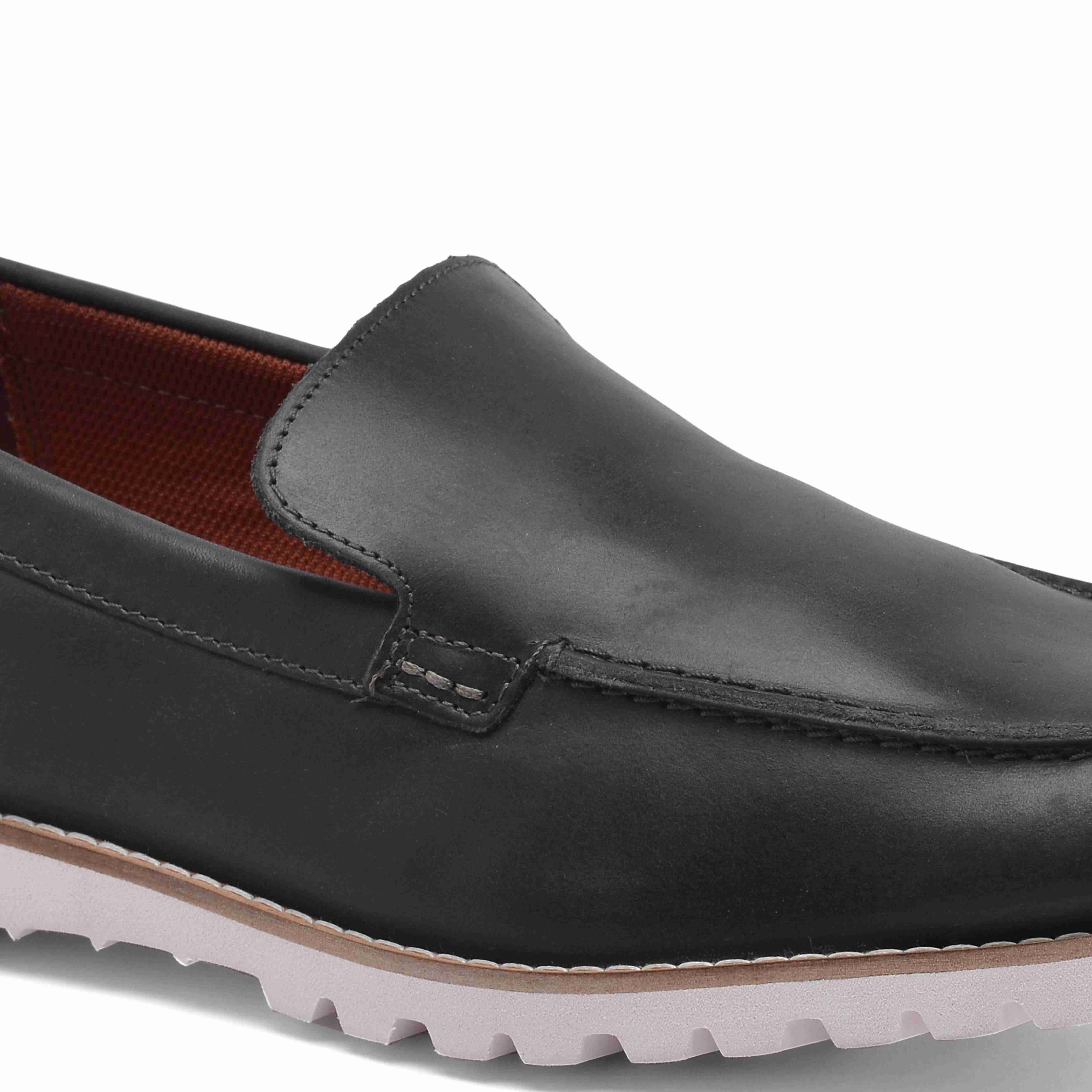 The Otes Ruosh Men Navy Casual Loafer