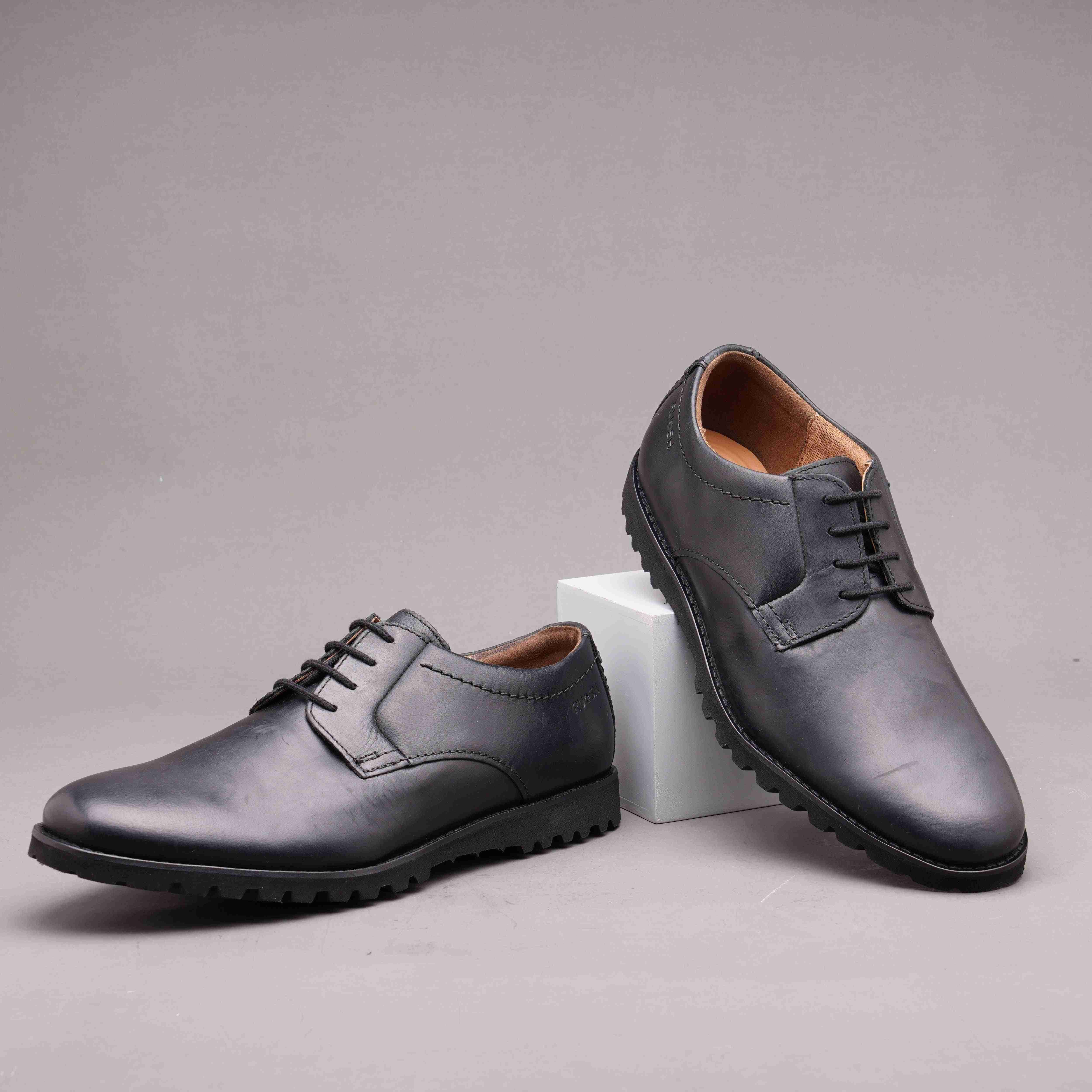 The Otes Ruosh Men Black Casual Boot
