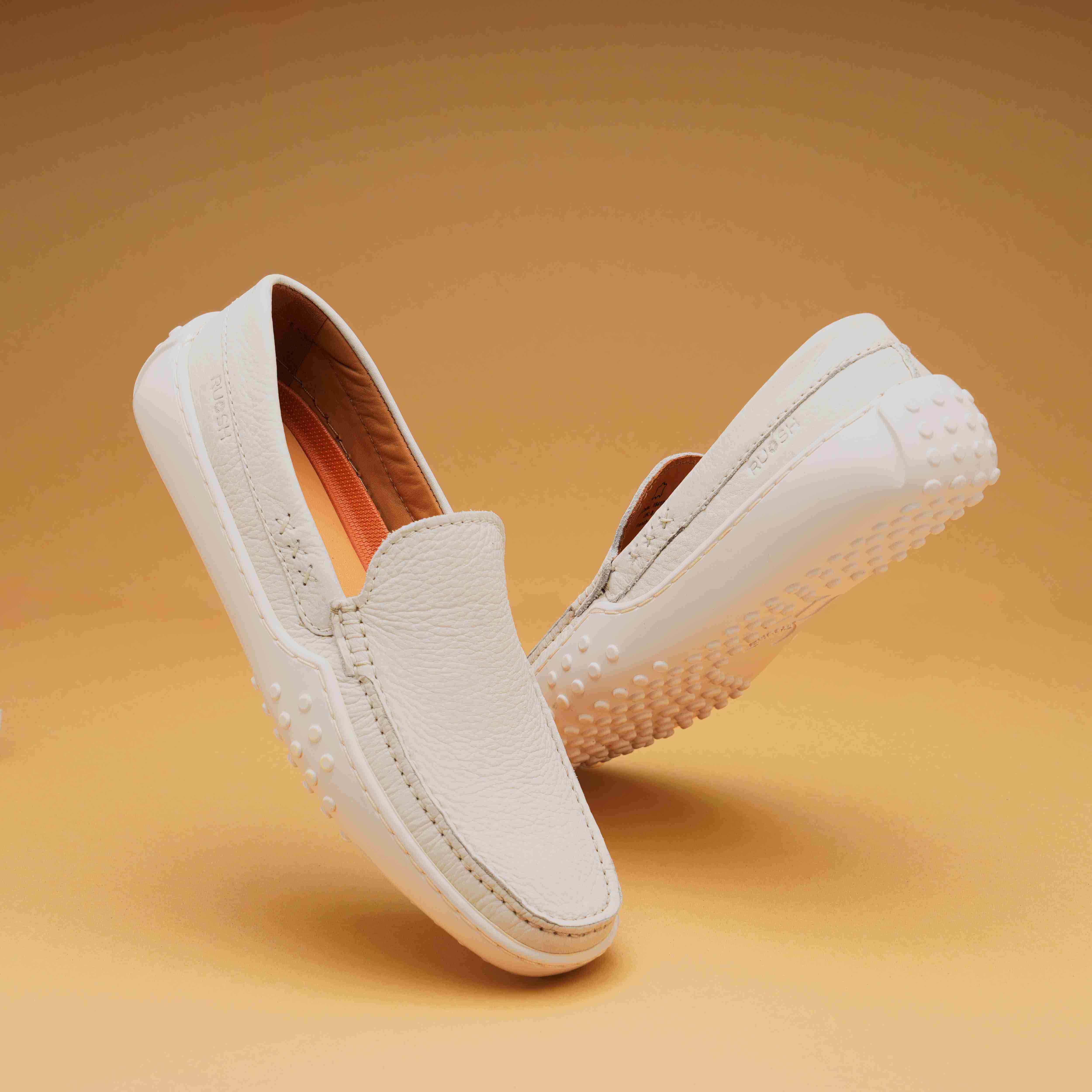 The Lenar2 Ruosh Men White Casual Driver