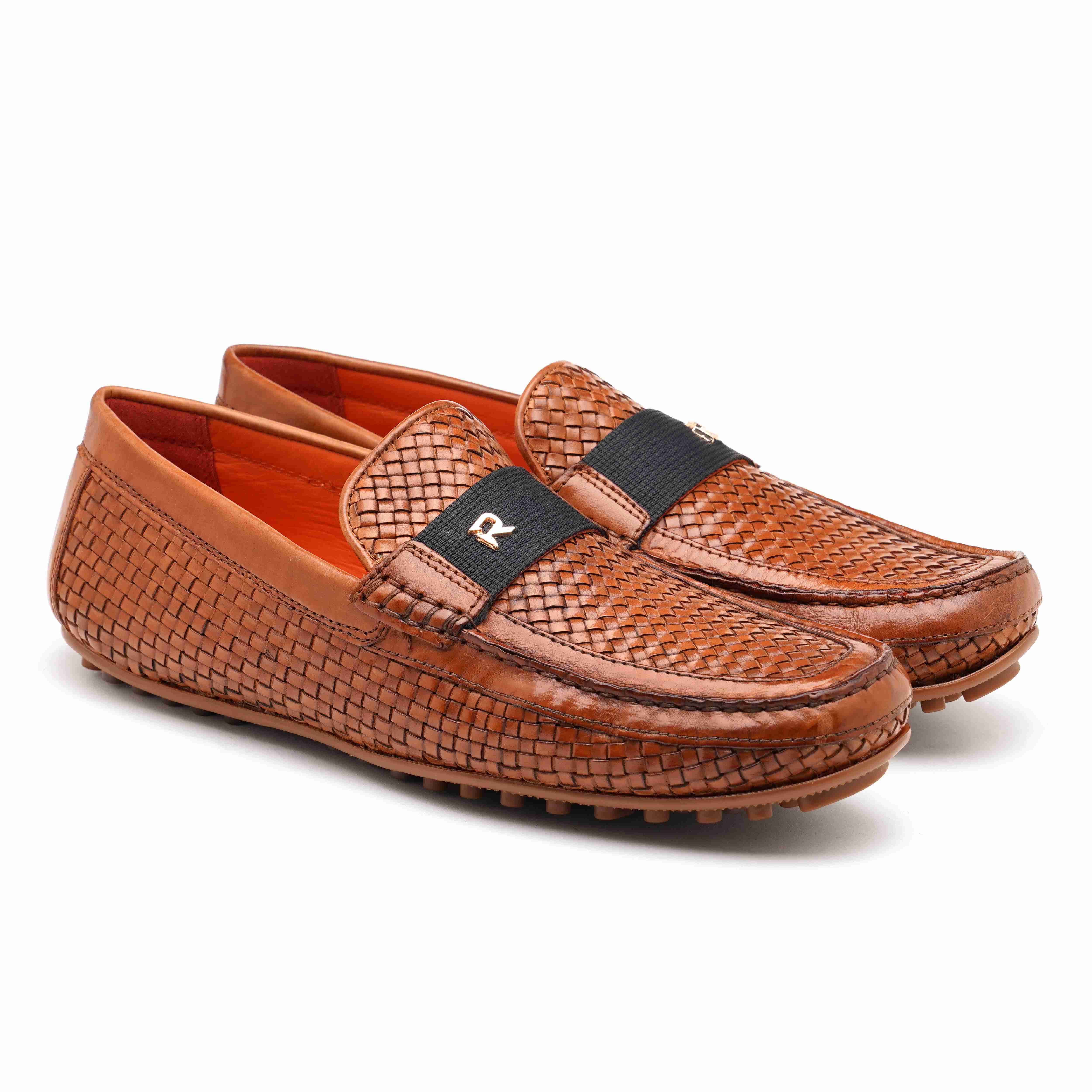 The Seti Ruosh Men Tan Handcrafted Leather Loafer