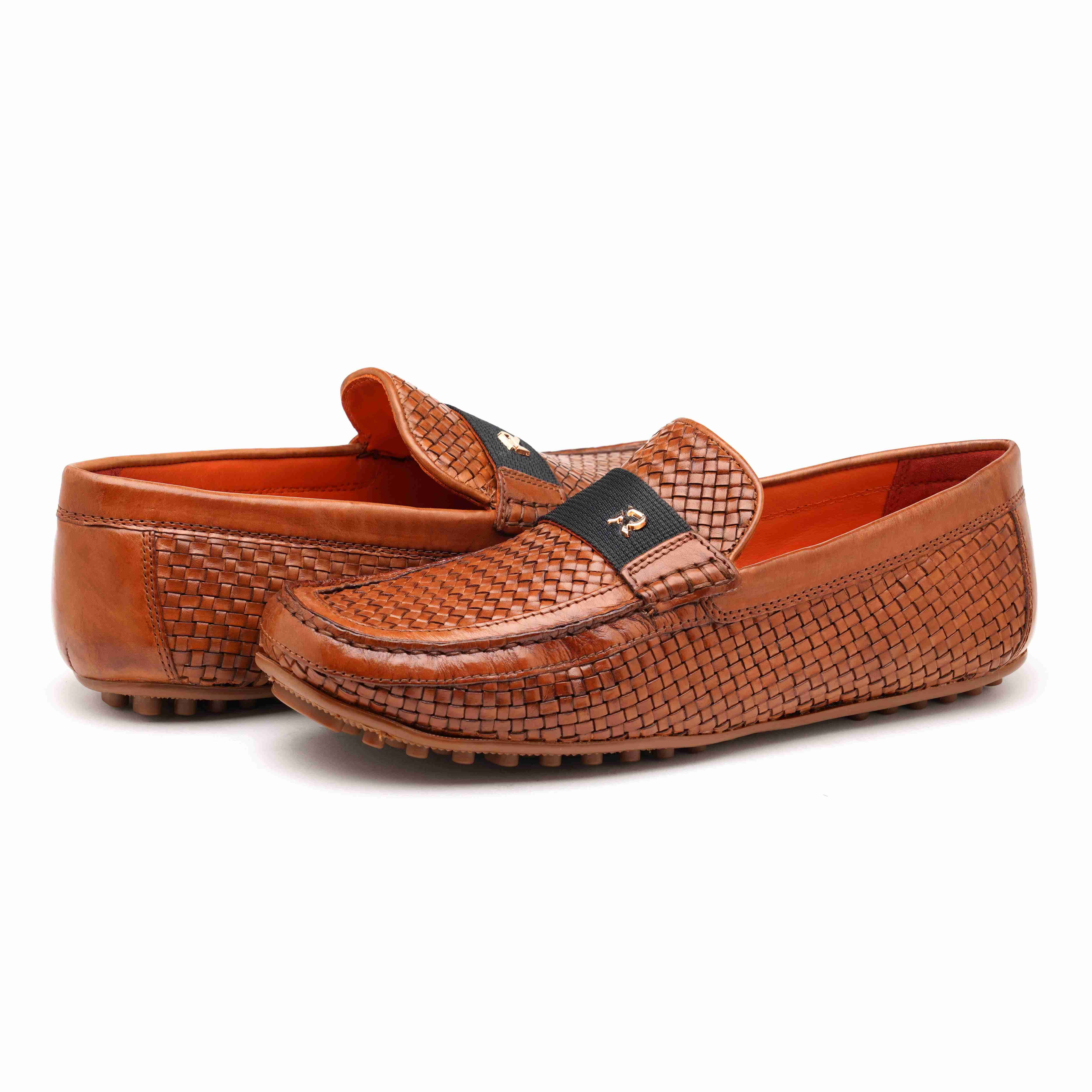 The Seti Ruosh Men Tan Handcrafted Leather Loafer