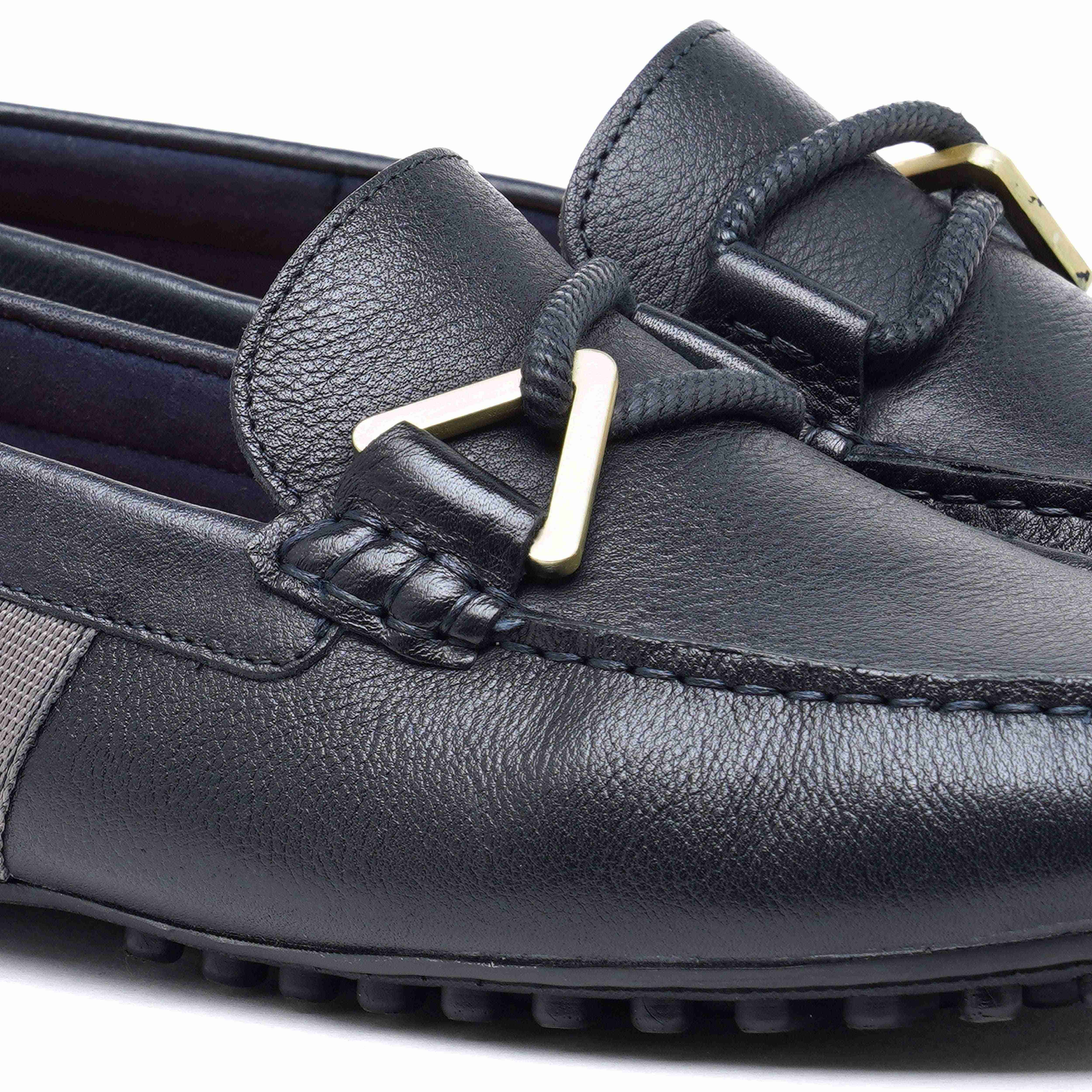 The Oman Vaks Ruosh Men Navy Casual Loafer