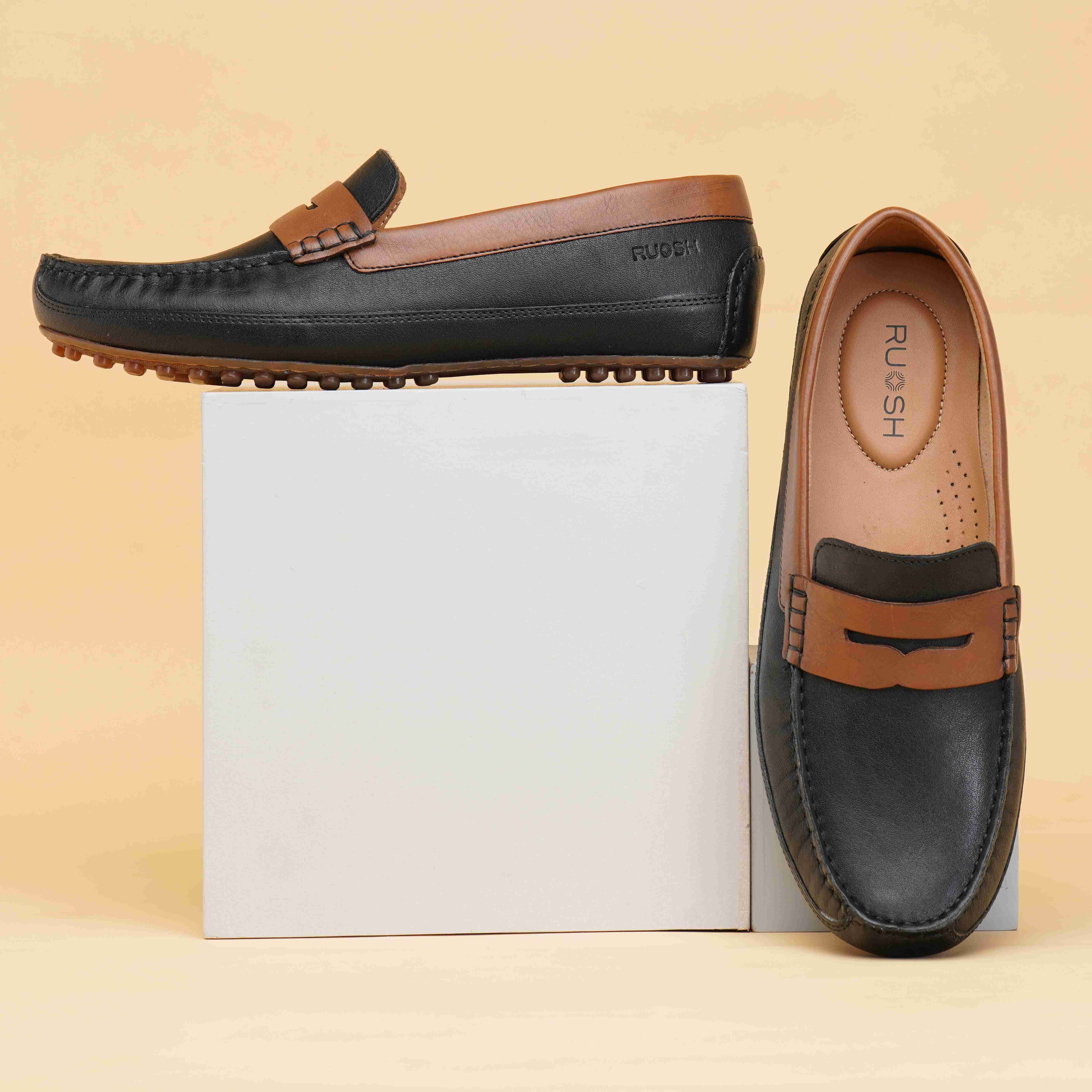 The Oman Ruosh Men Black Casual Loafer