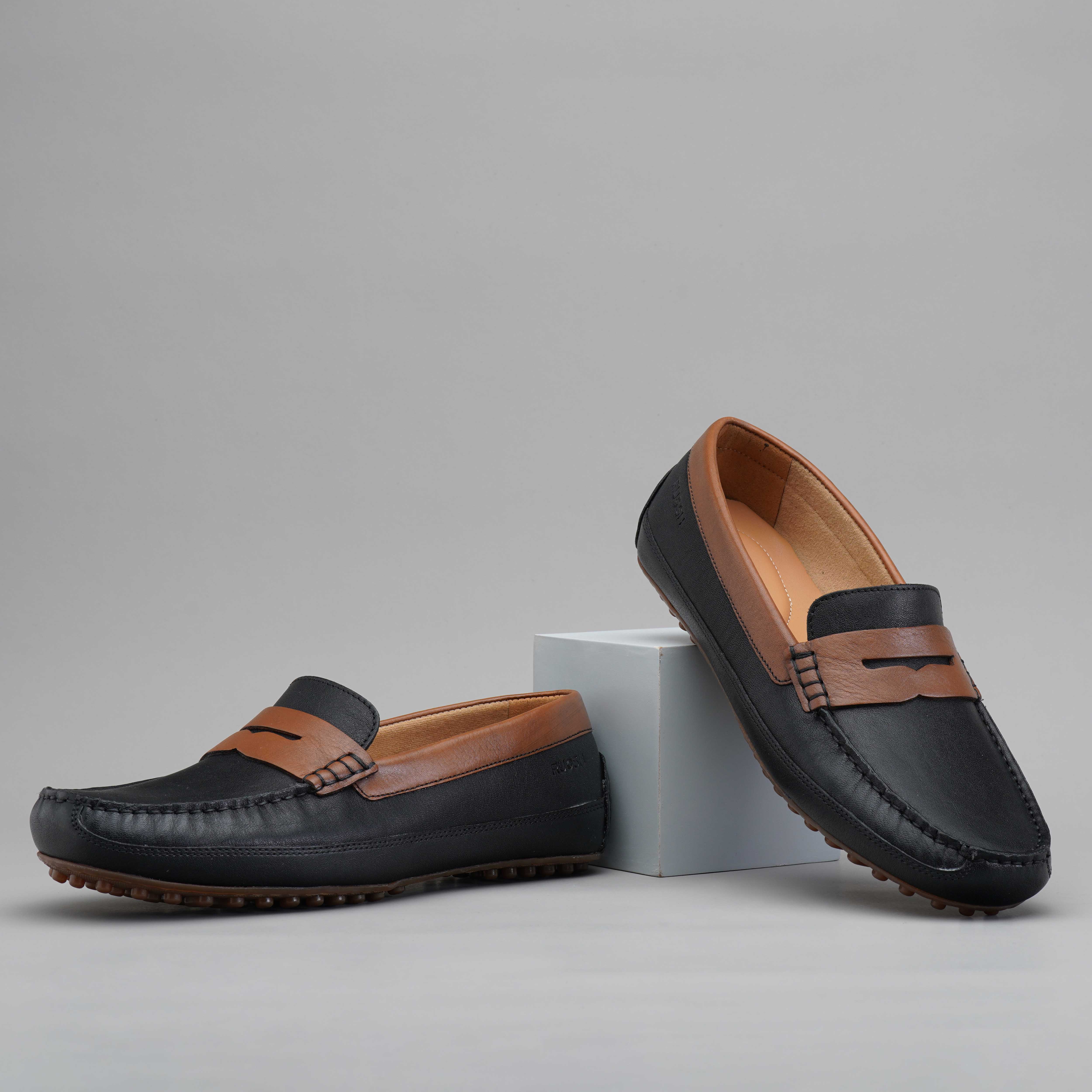 The Oman Ruosh Men Black Casual Loafer